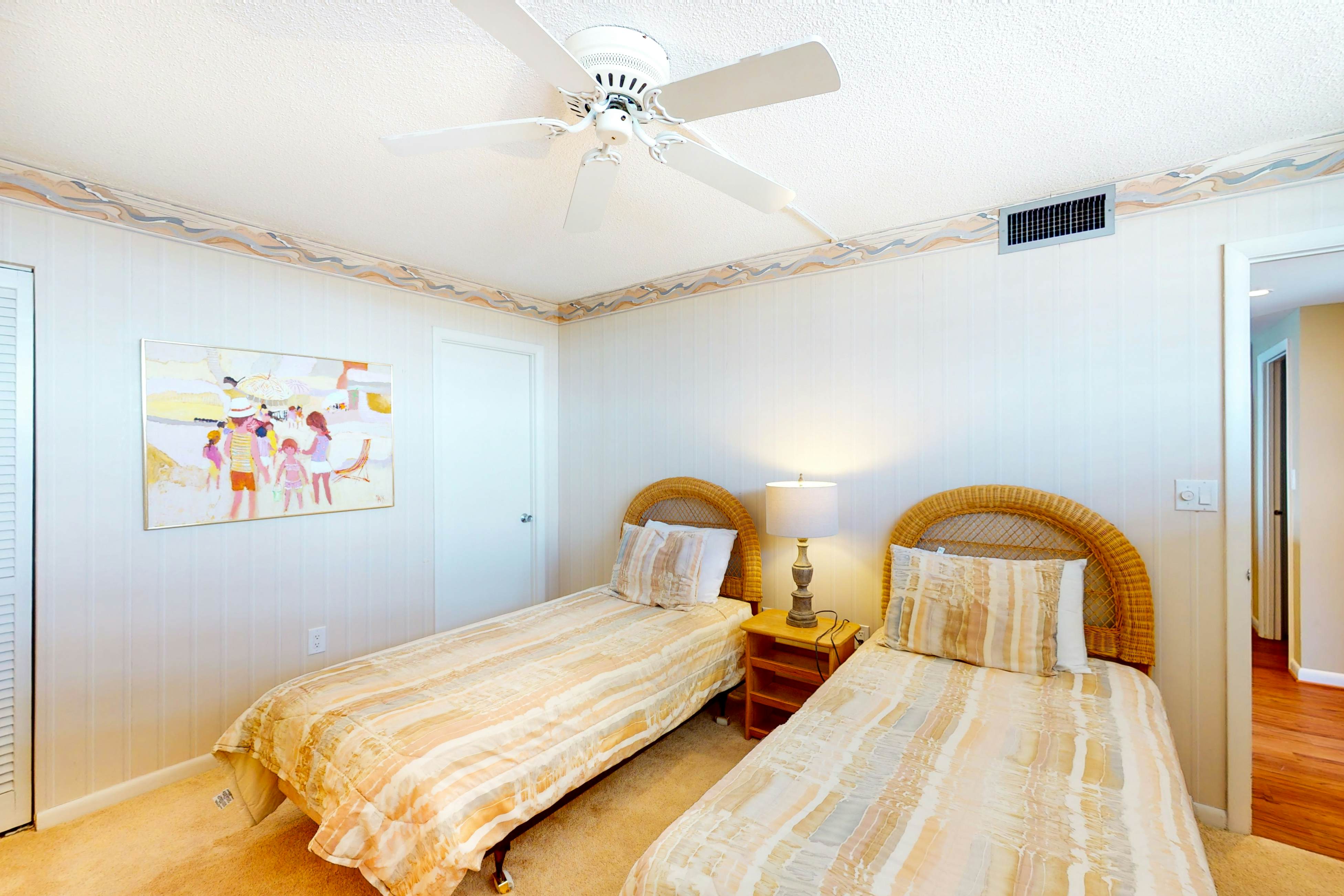 Sea Colony - 1501N Edgewater House Rd