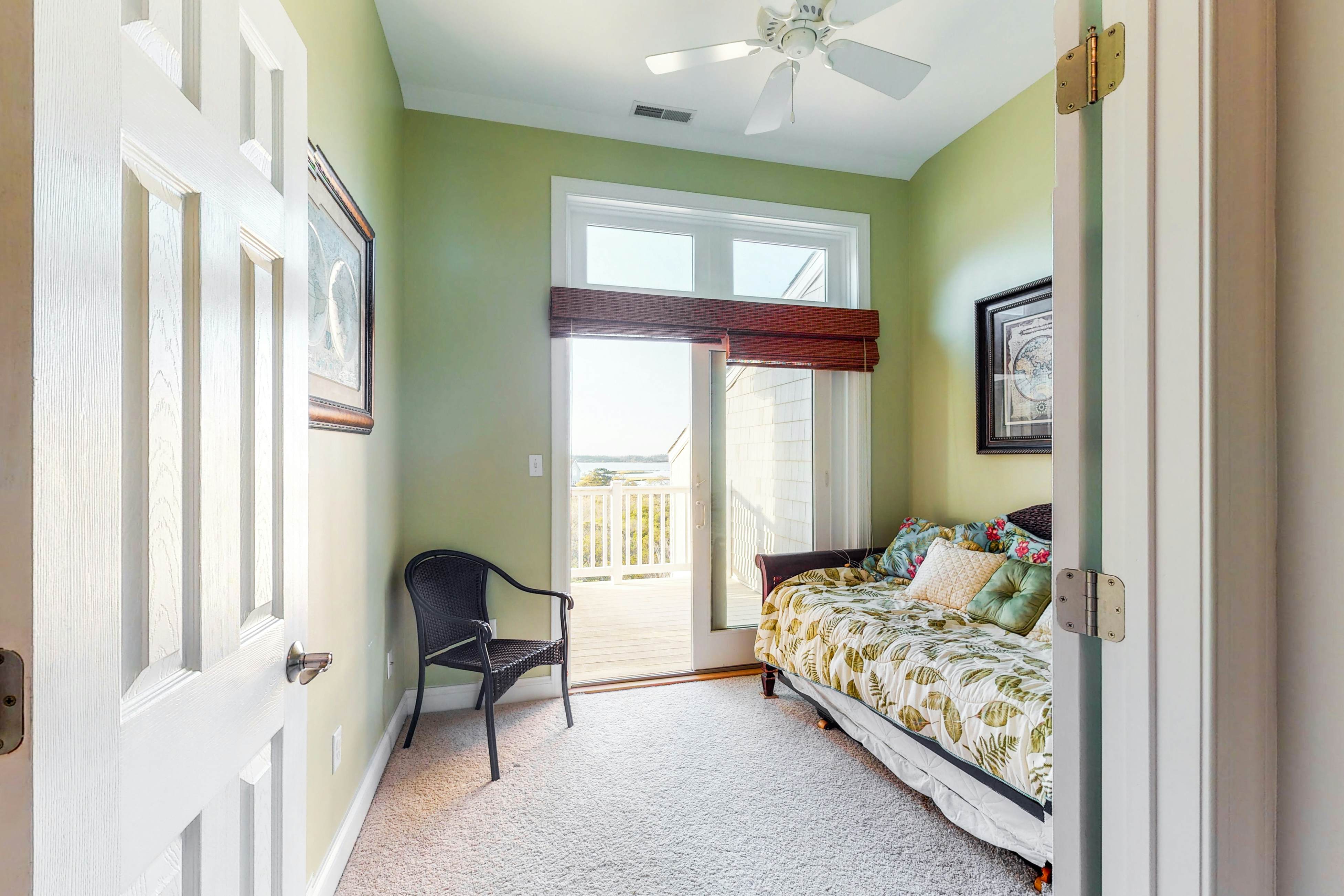 Salt Meadows - 40146 Salt Meadows