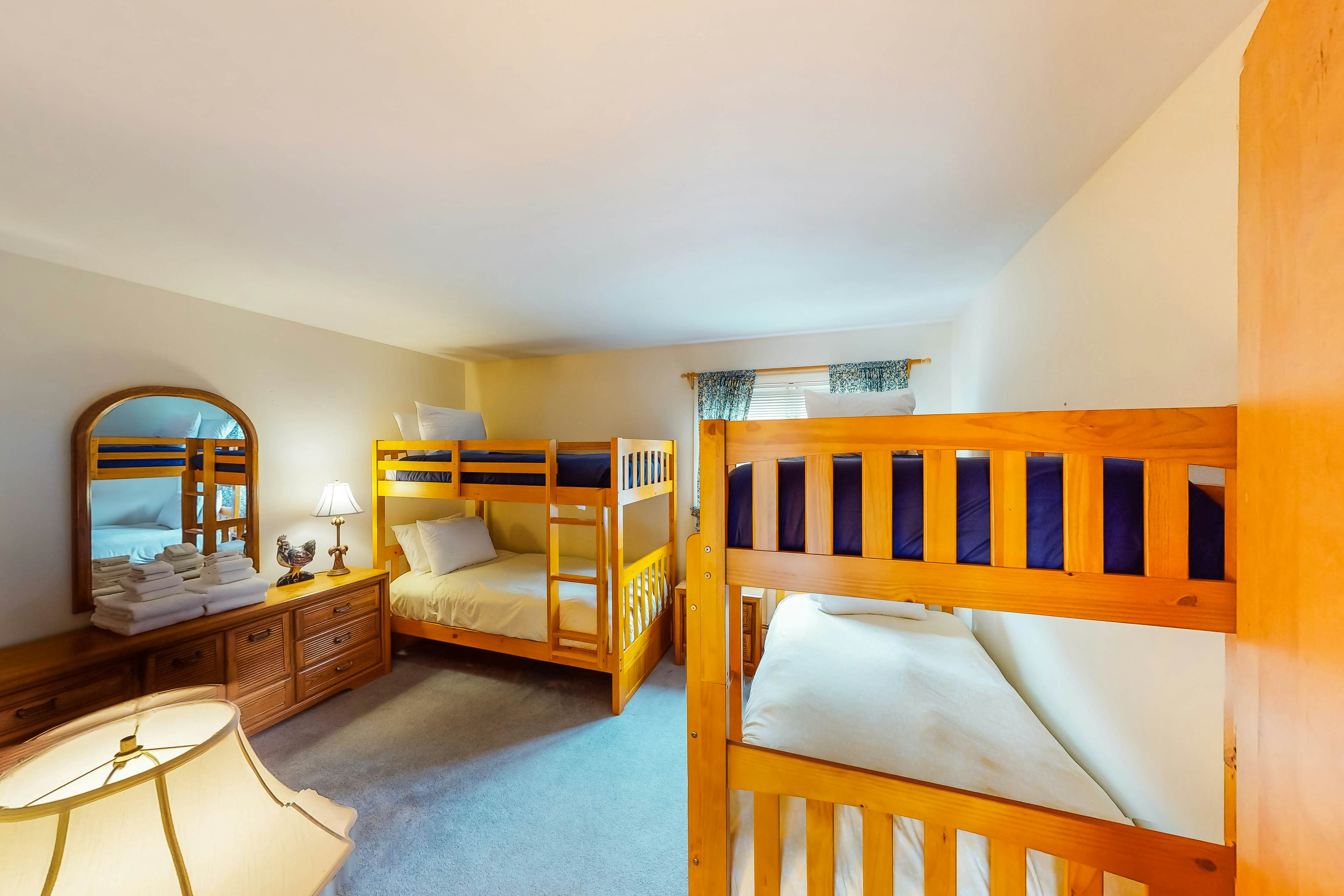 Mountainside Resort H203