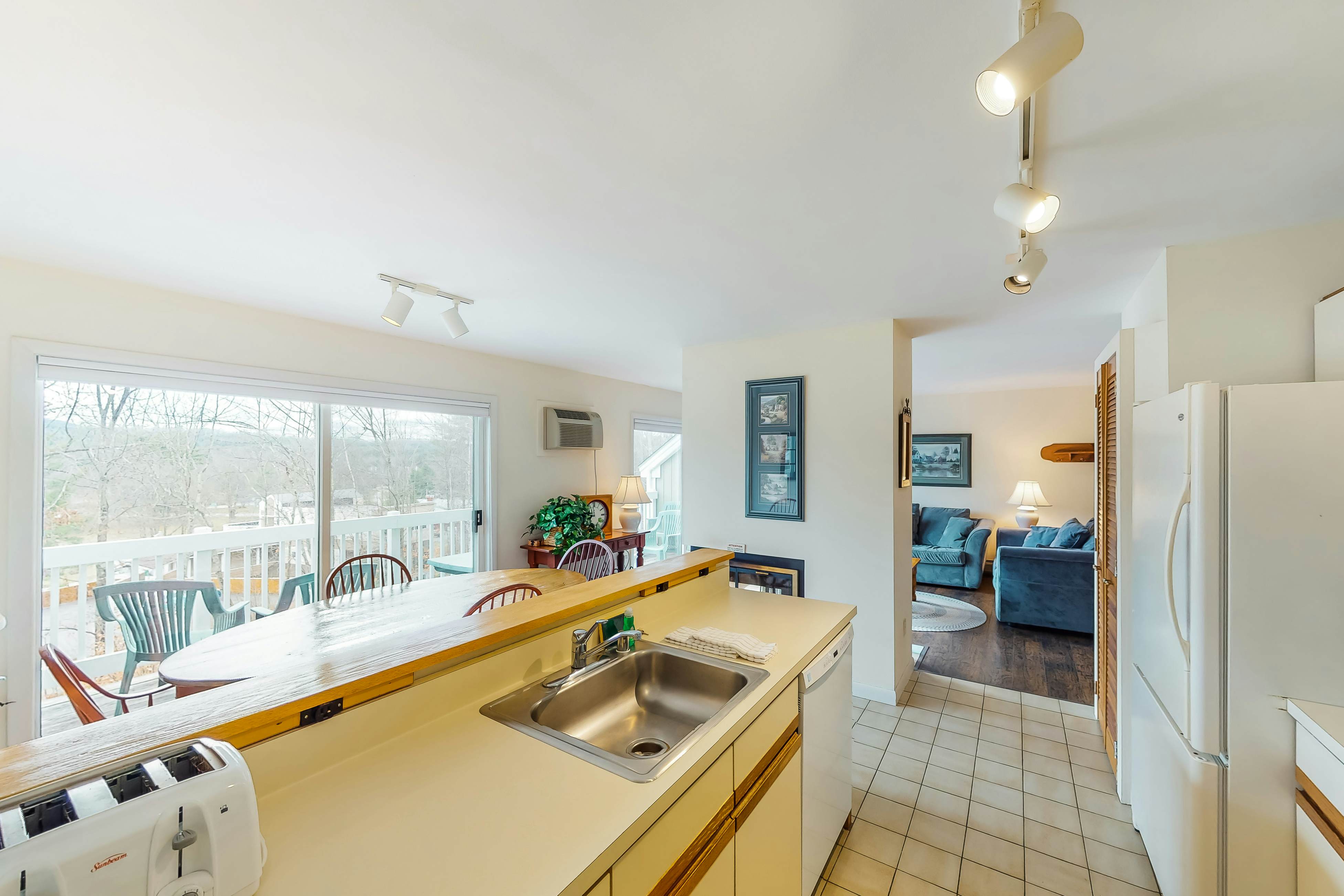 Mountainside Resort H203