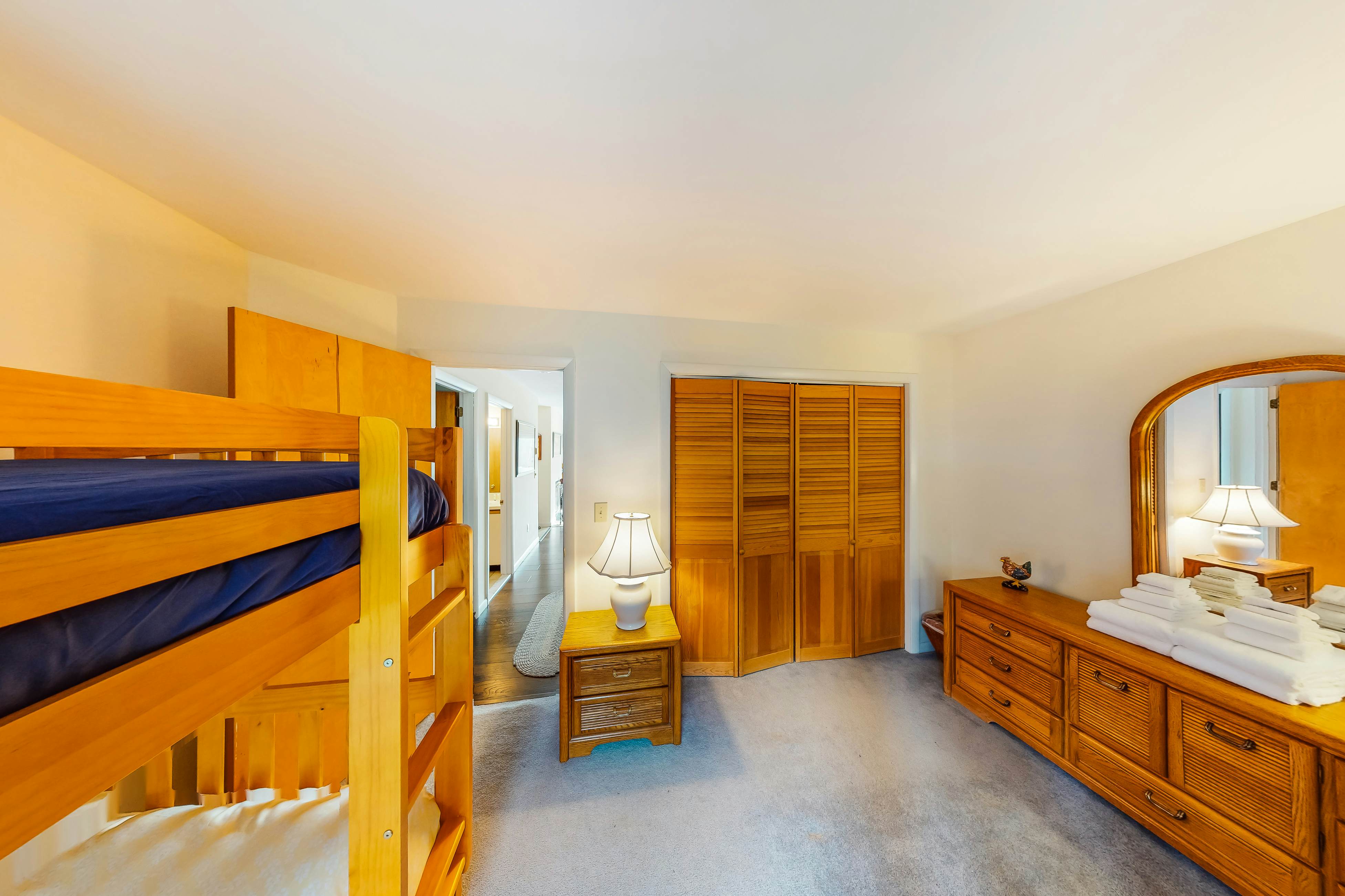 Mountainside Resort H203