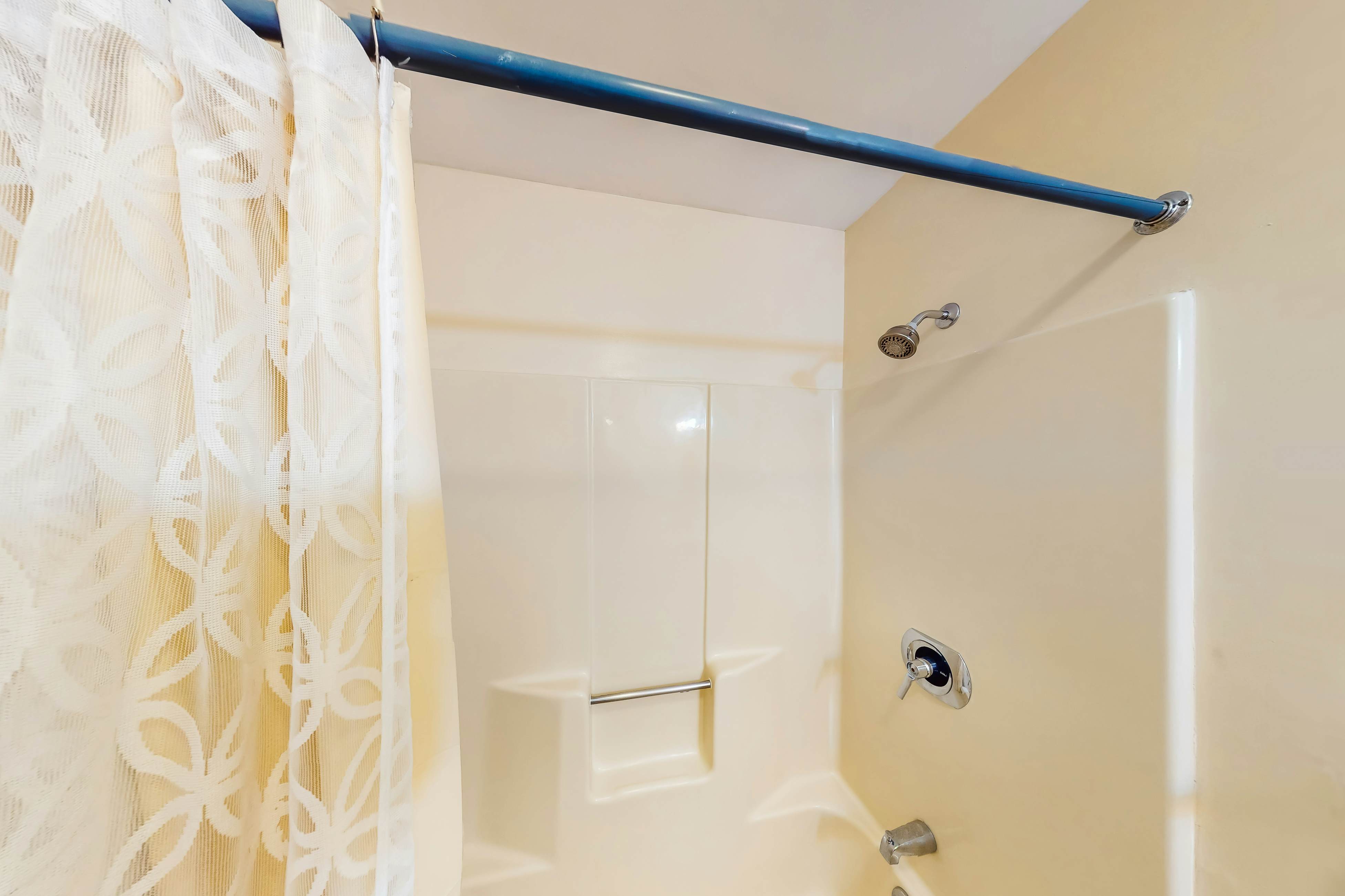 Mountainside Resort H203