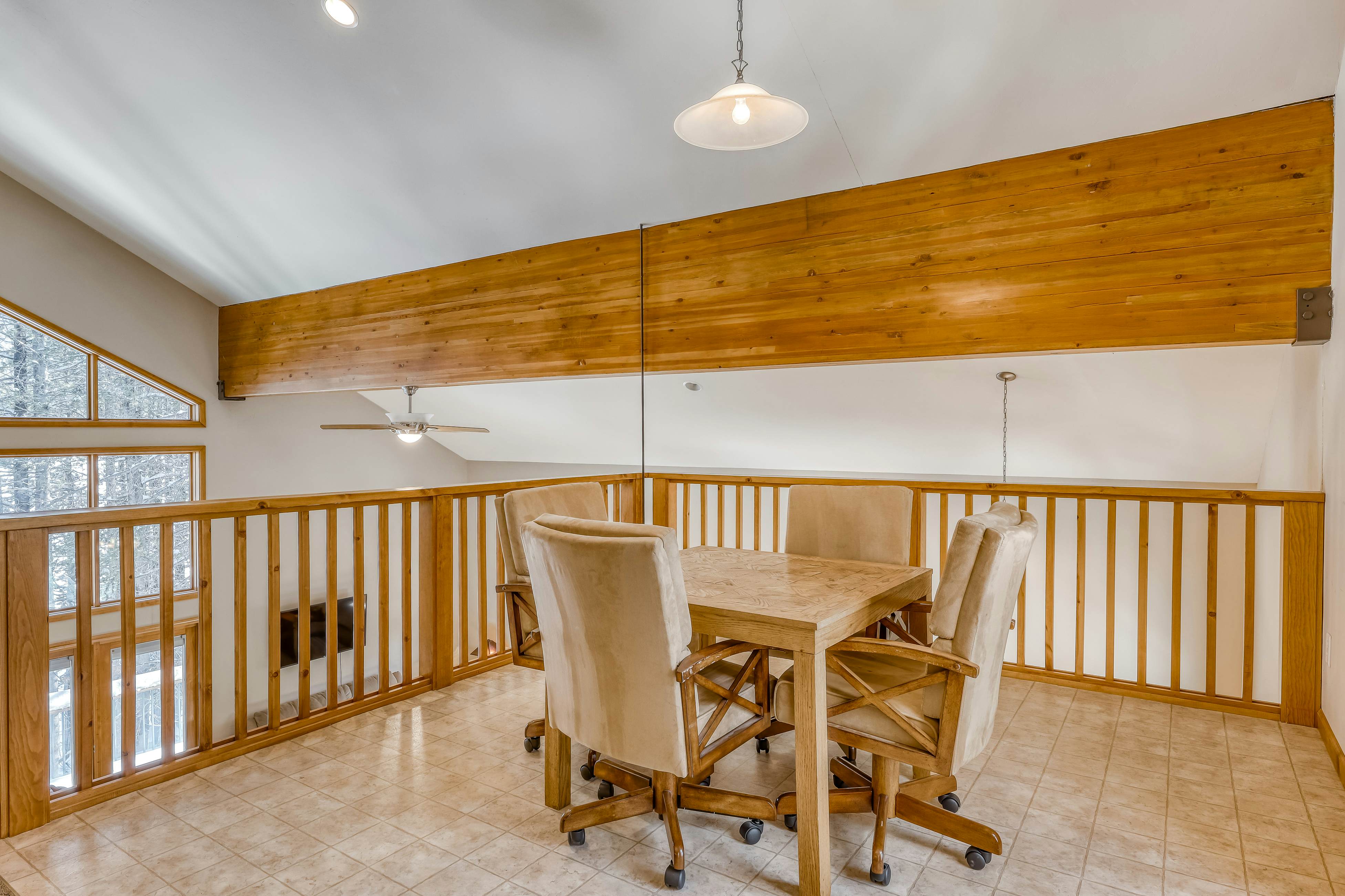 Four Seasons Lakeside