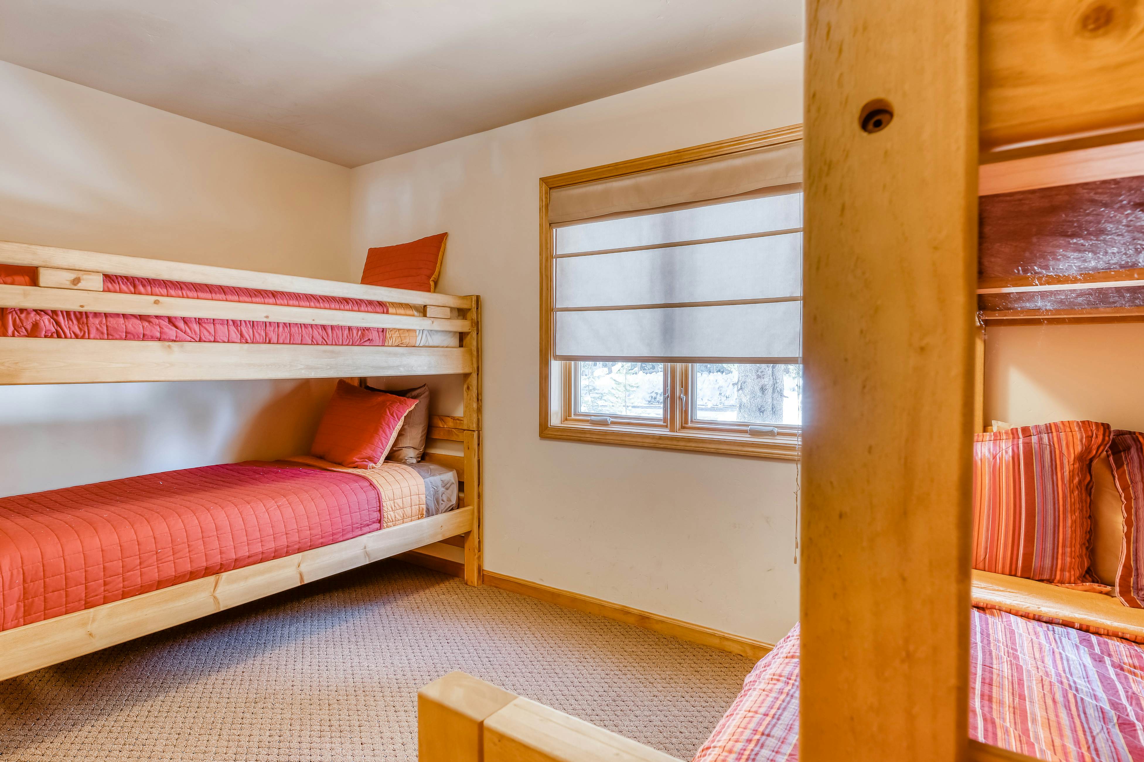 Four Seasons Lakeside