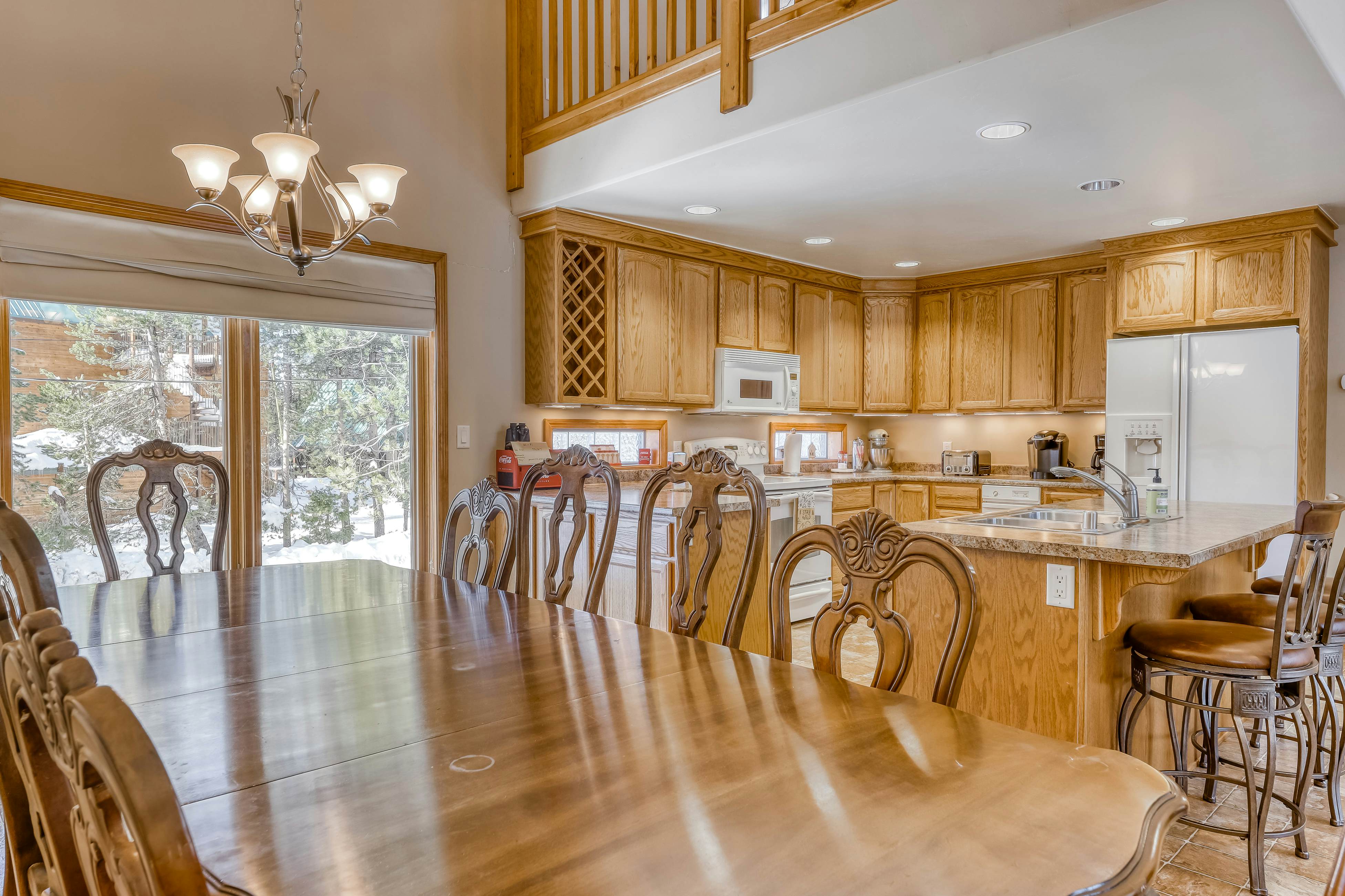 Four Seasons Lakeside