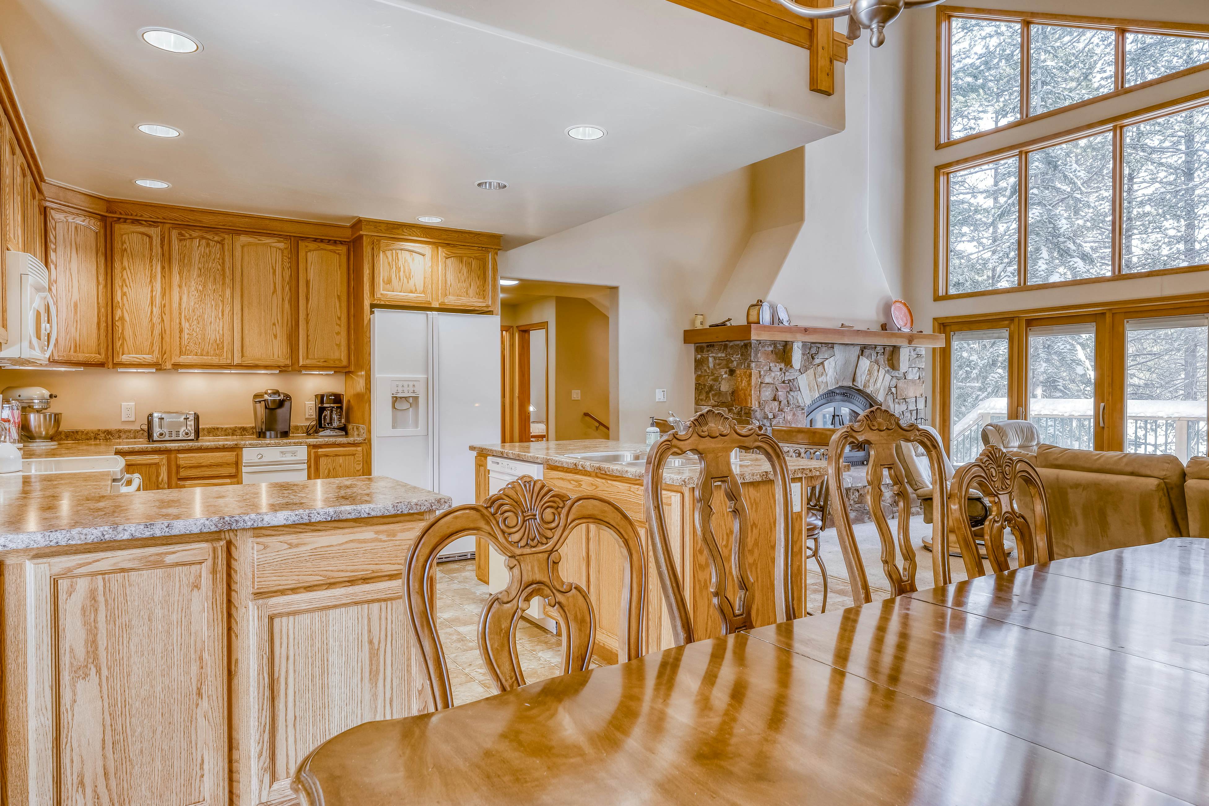 Four Seasons Lakeside