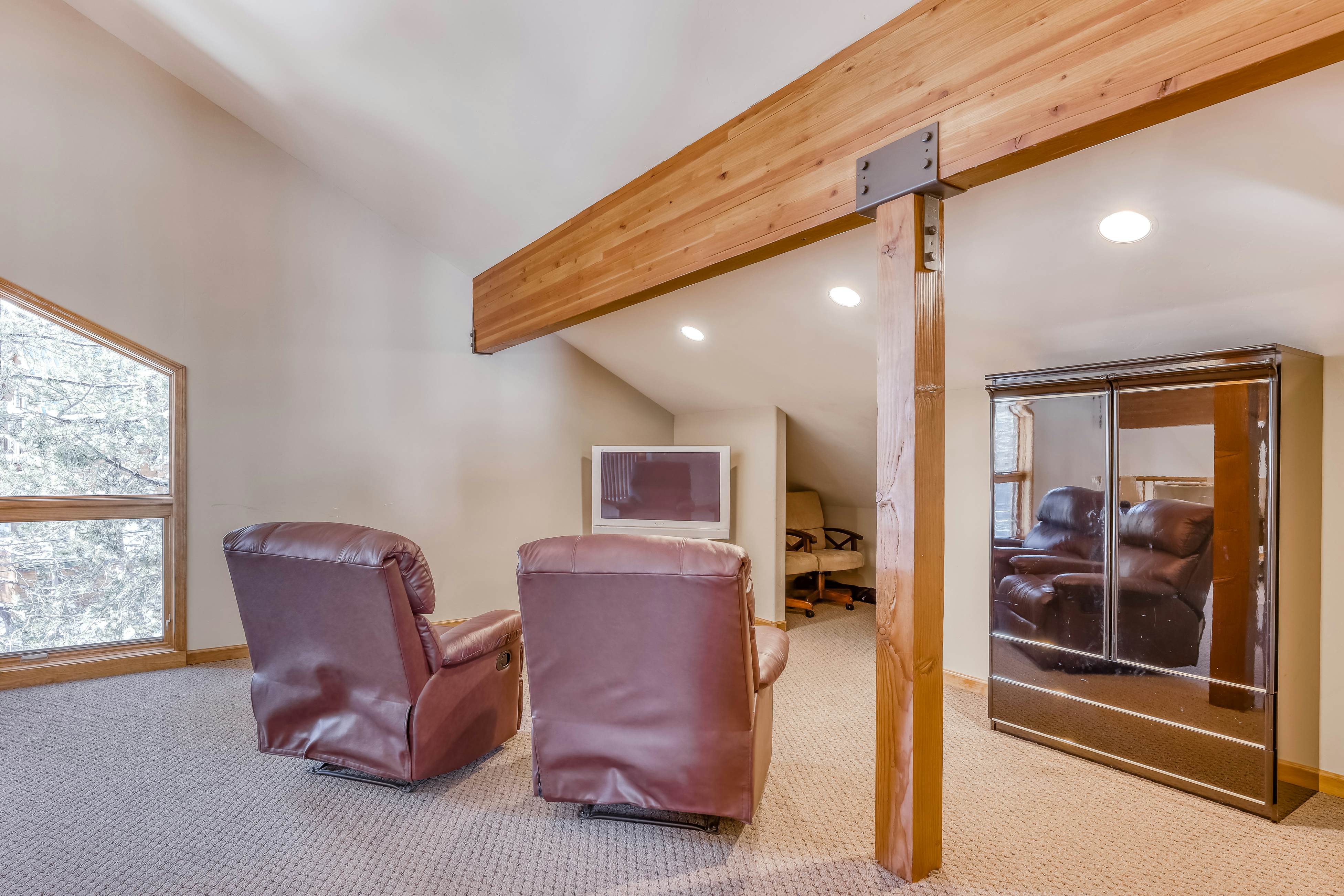 Four Seasons Lakeside