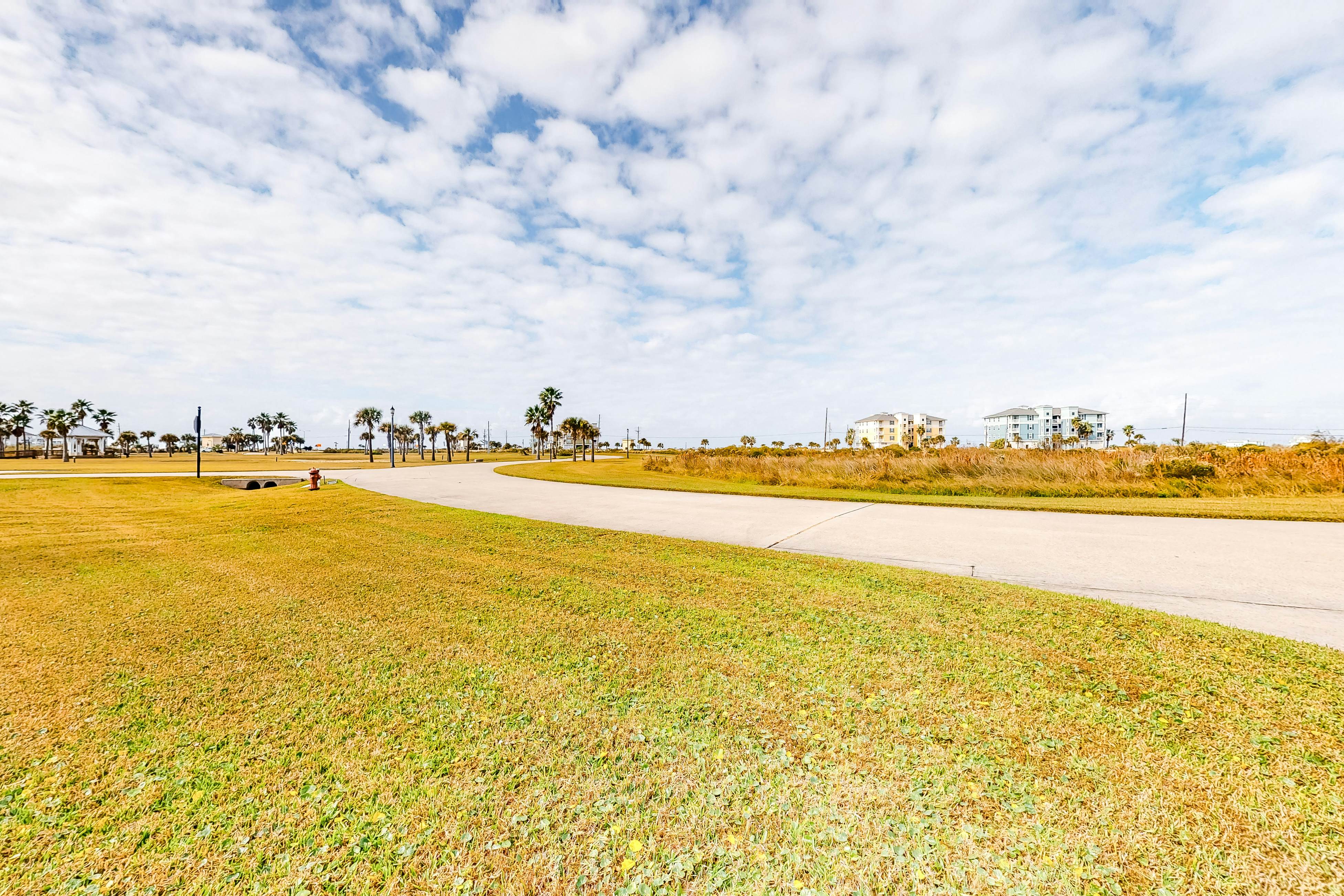 Pointe West Resort - Peaceful at the Pointe