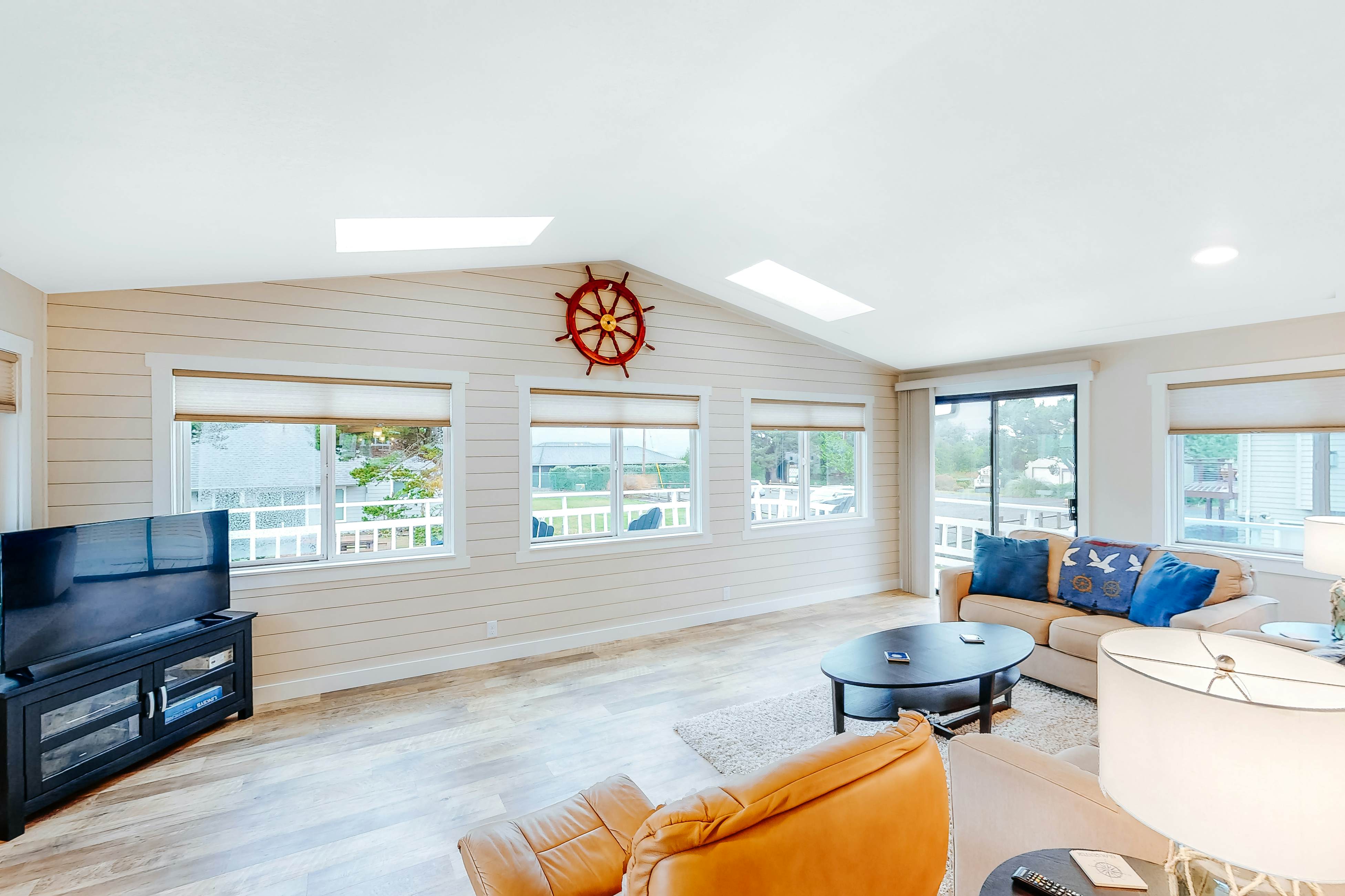 The Chinook House 3 BD Depoe Bay, OR Vacation Rental Vacasa