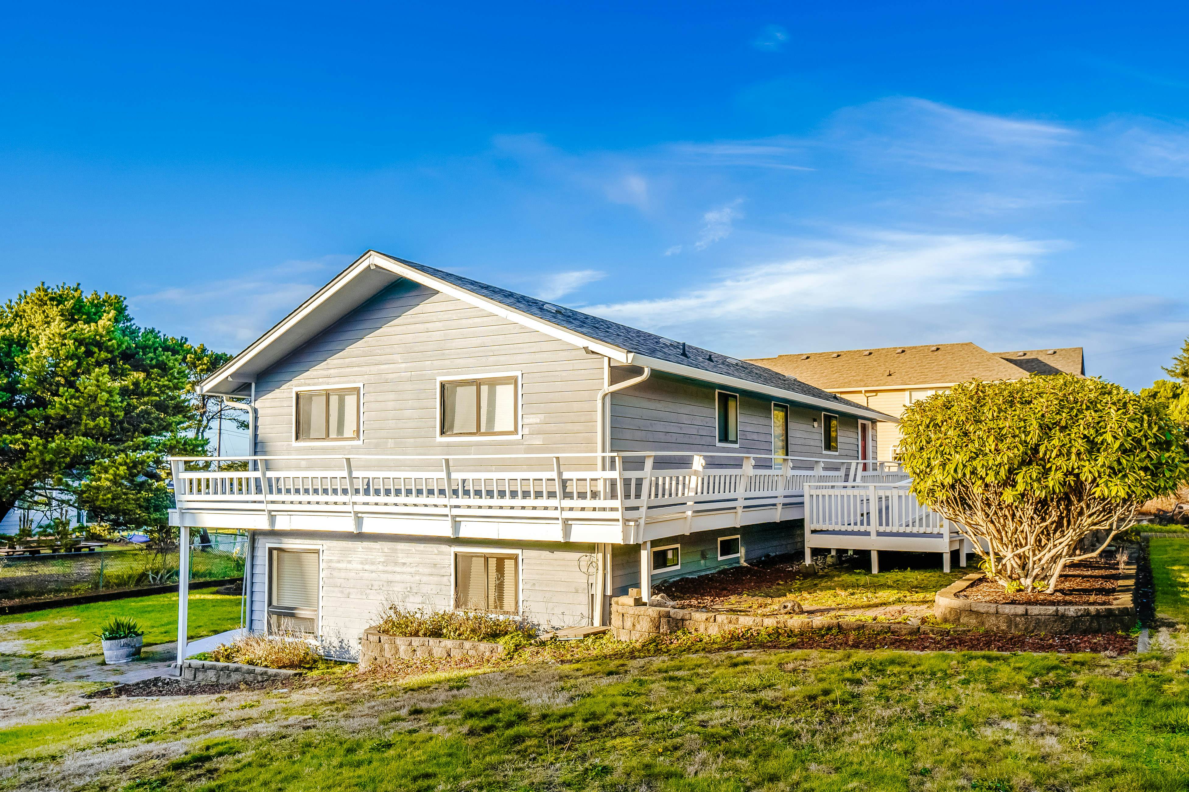 The Chinook House 3 BD Depoe Bay, OR Vacation Rental Vacasa