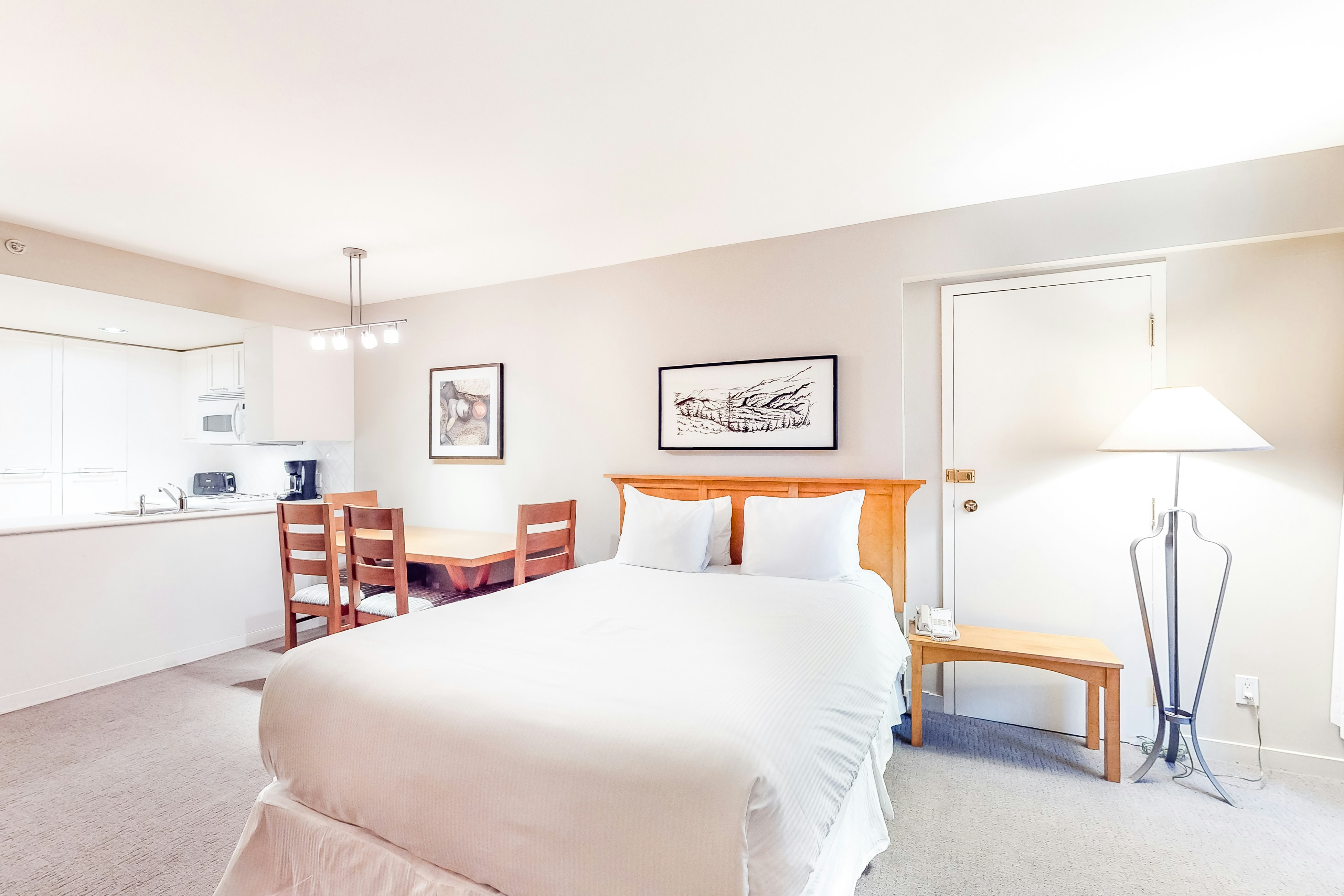 Whistler Peak Lodge 207