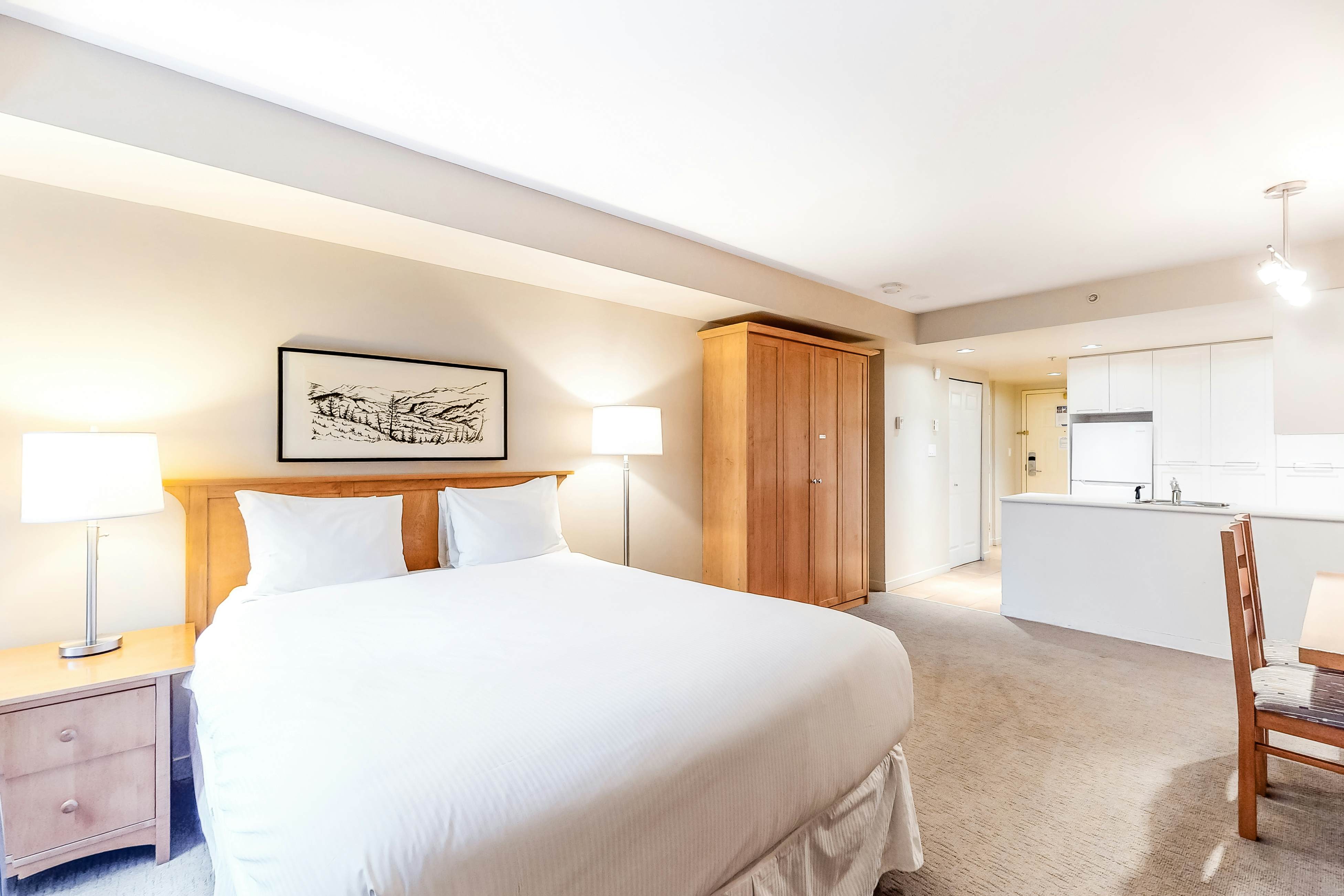 Whistler Peak Lodge 208