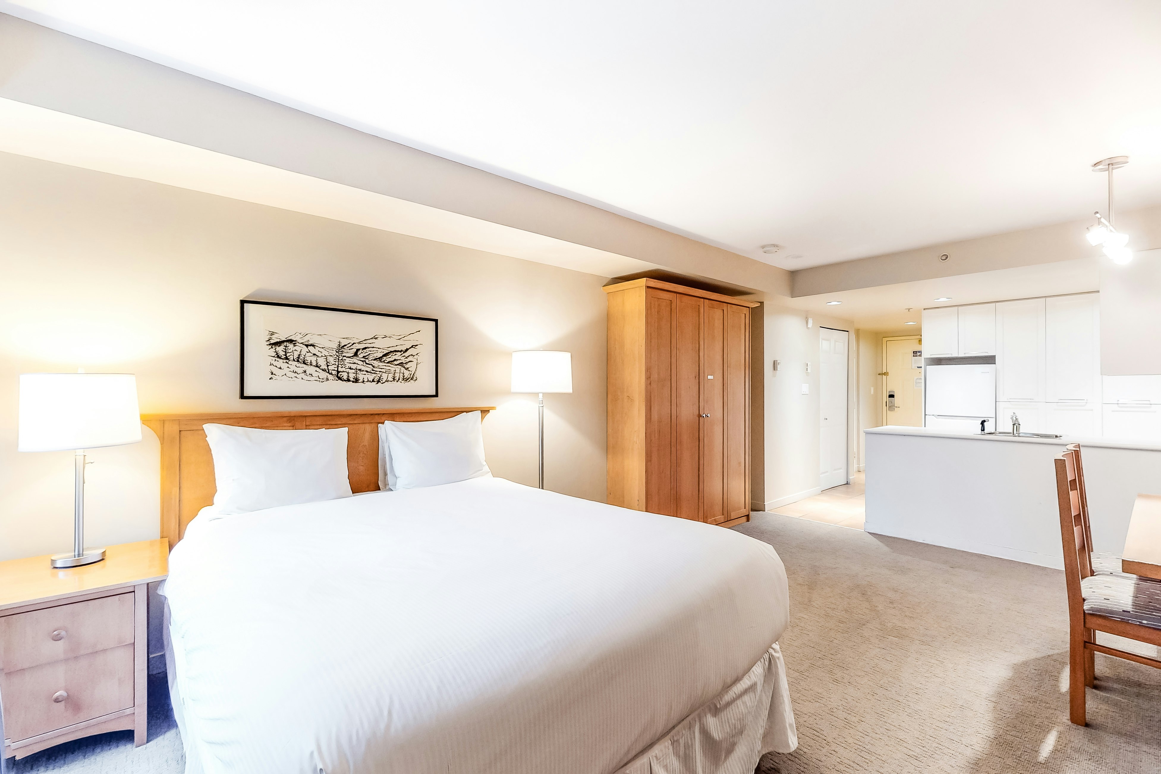 Whistler Peak Lodge 208