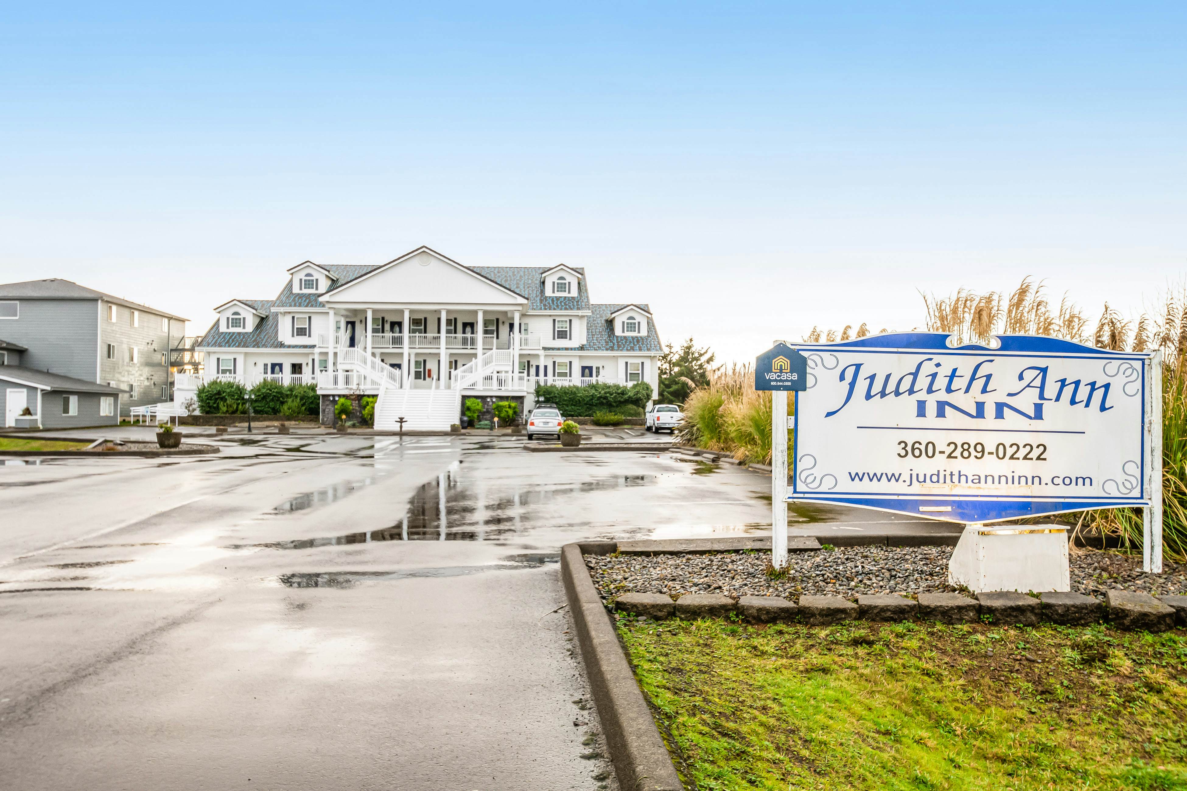 The Chattanooga at Judith Ann Inn