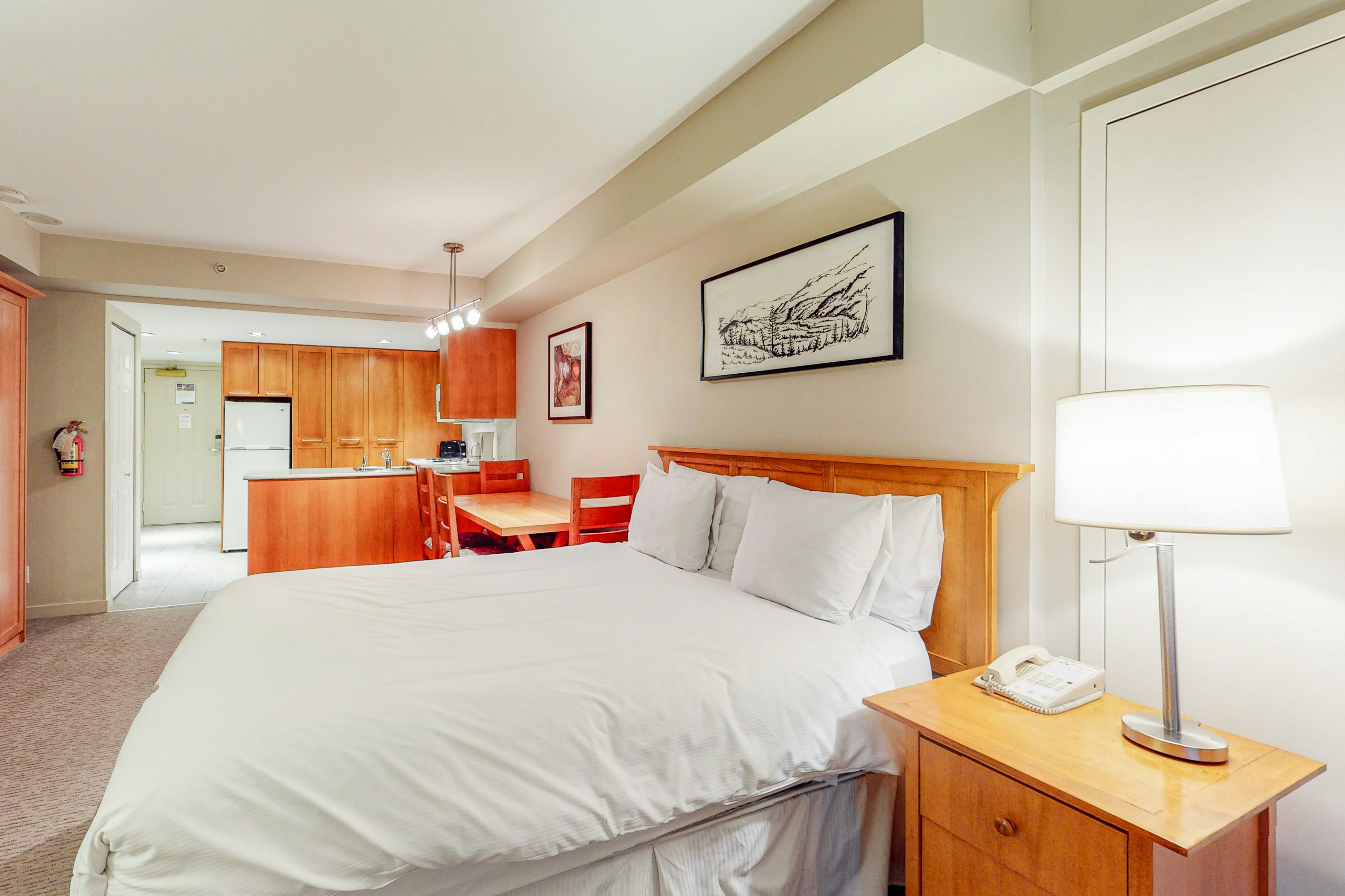 Whistler Peak Lodge 307