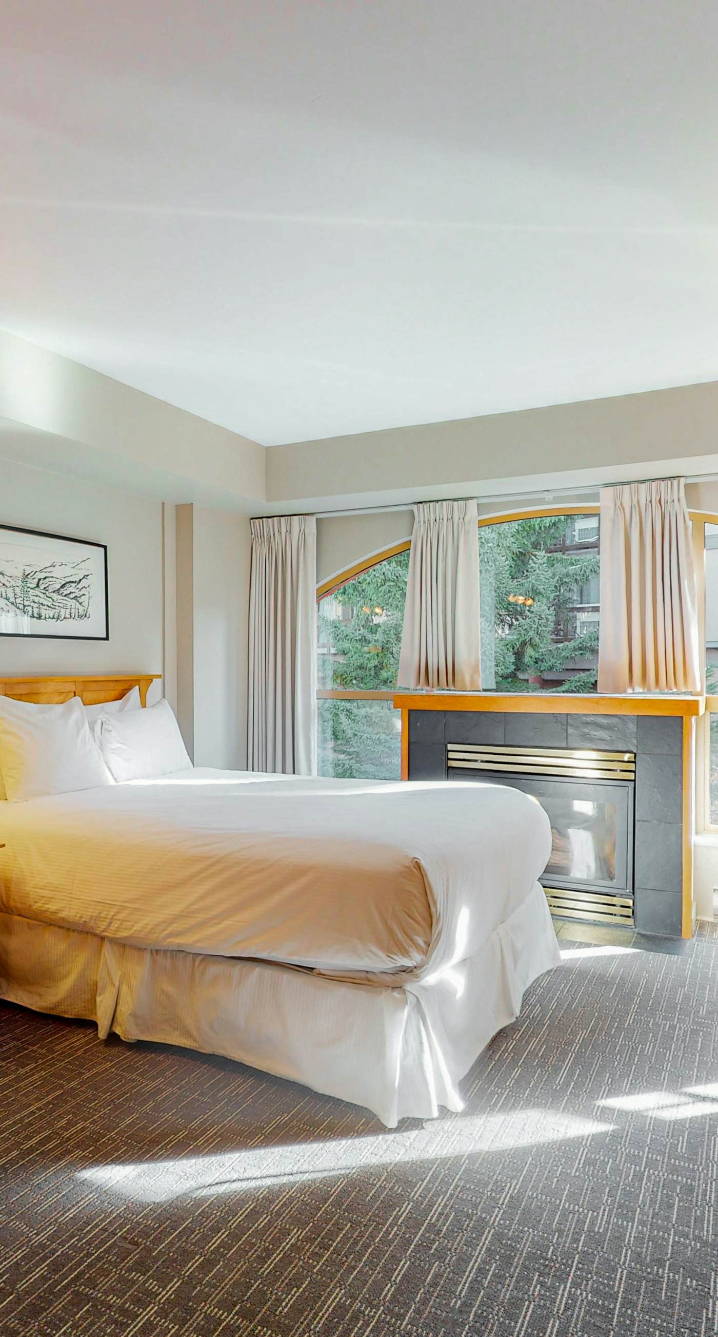 Whistler Peak Lodge 3302