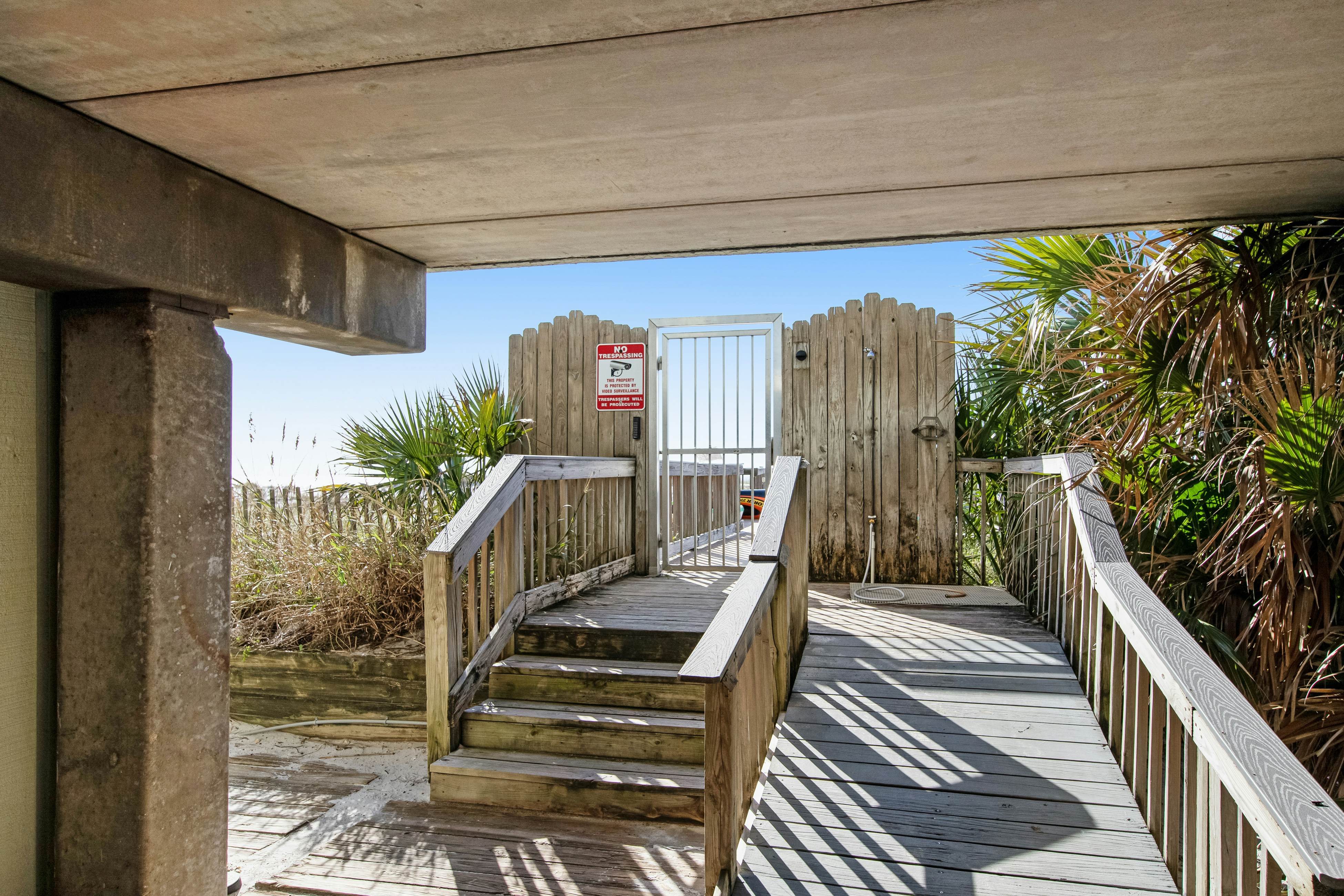 Commodore's Retreat 305