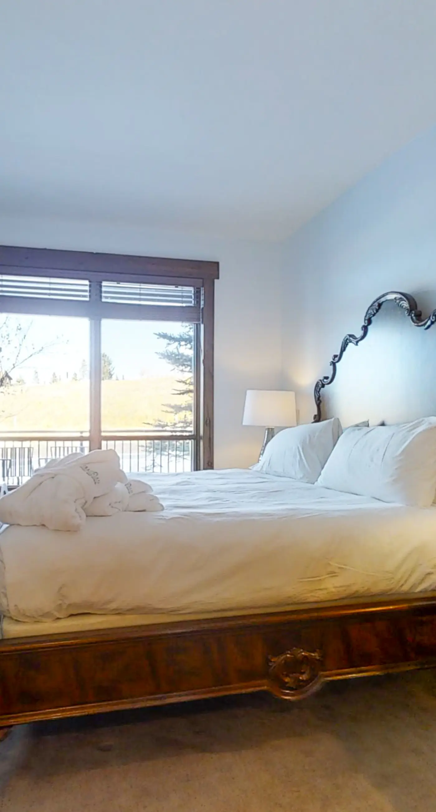 Trailhead Lodge 2122