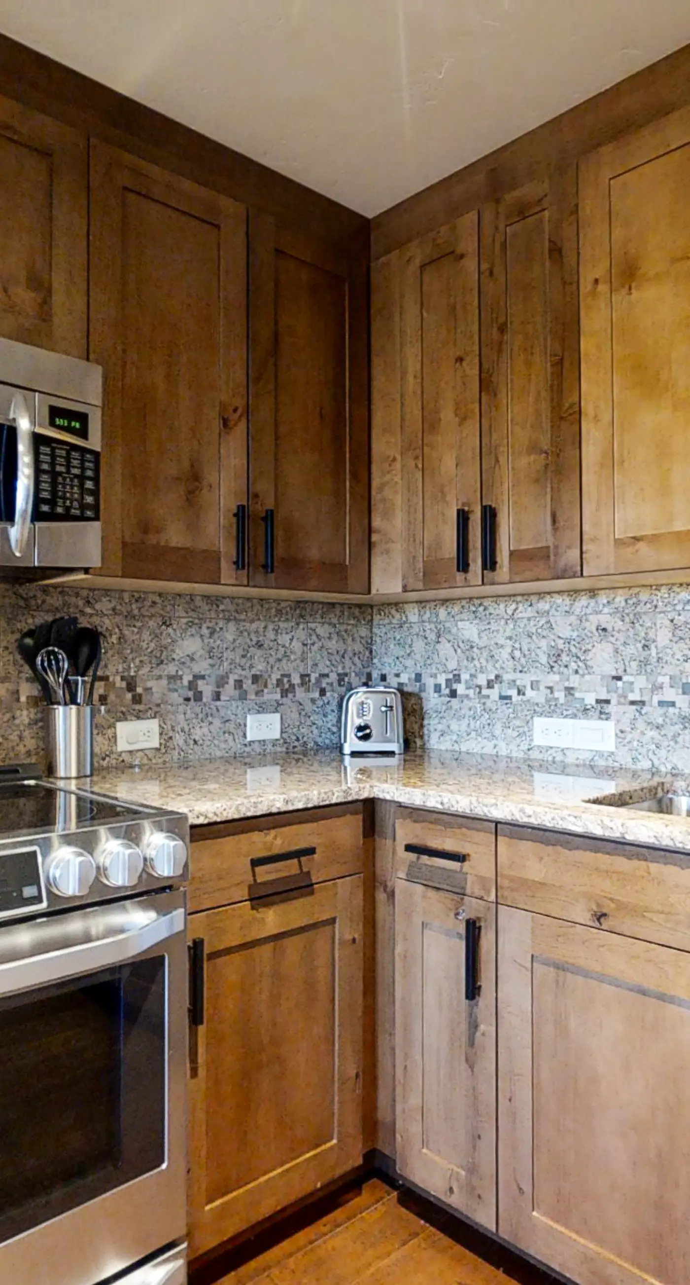 Trailhead Lodge 2122