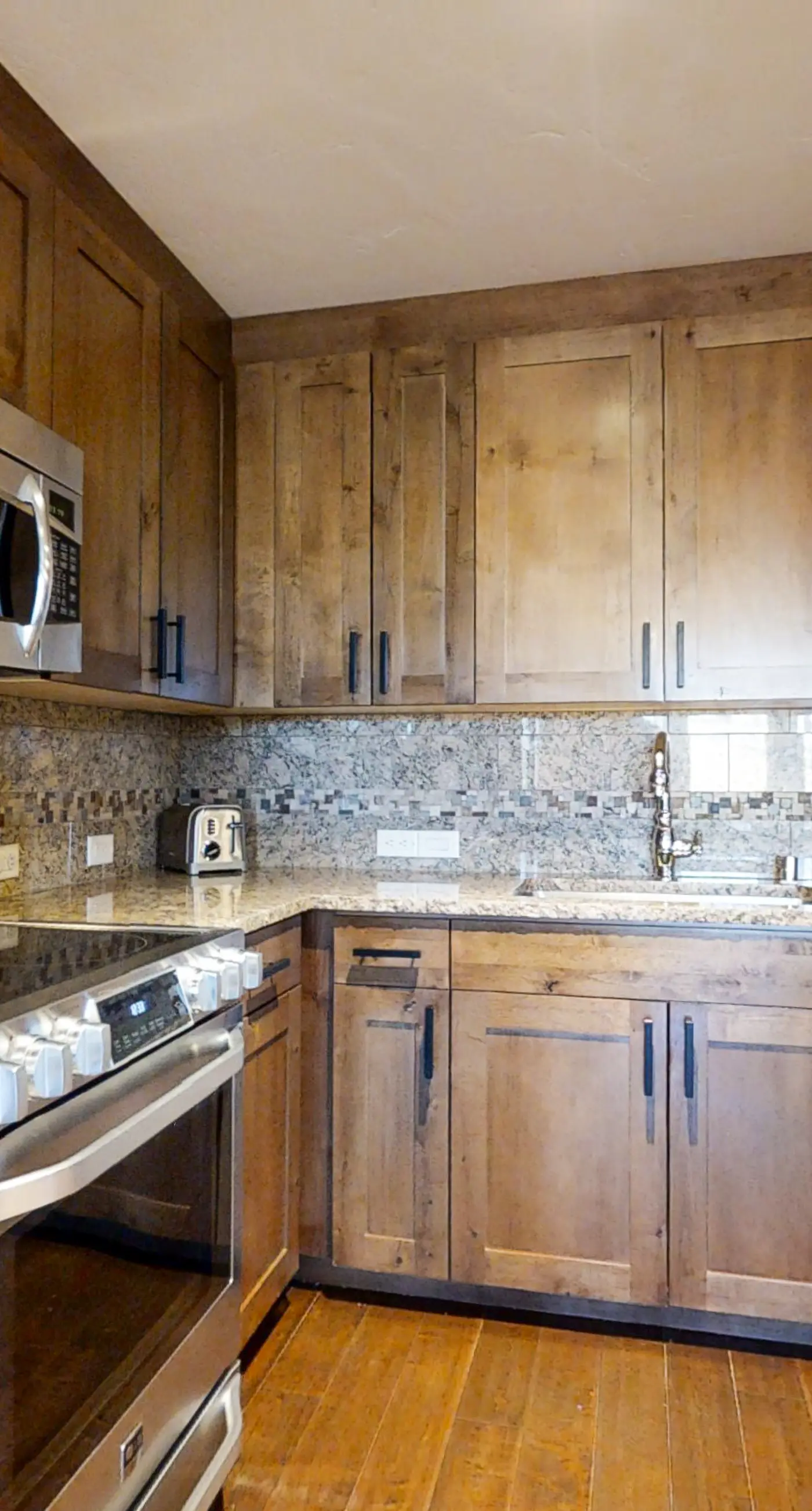 Trailhead Lodge 2122