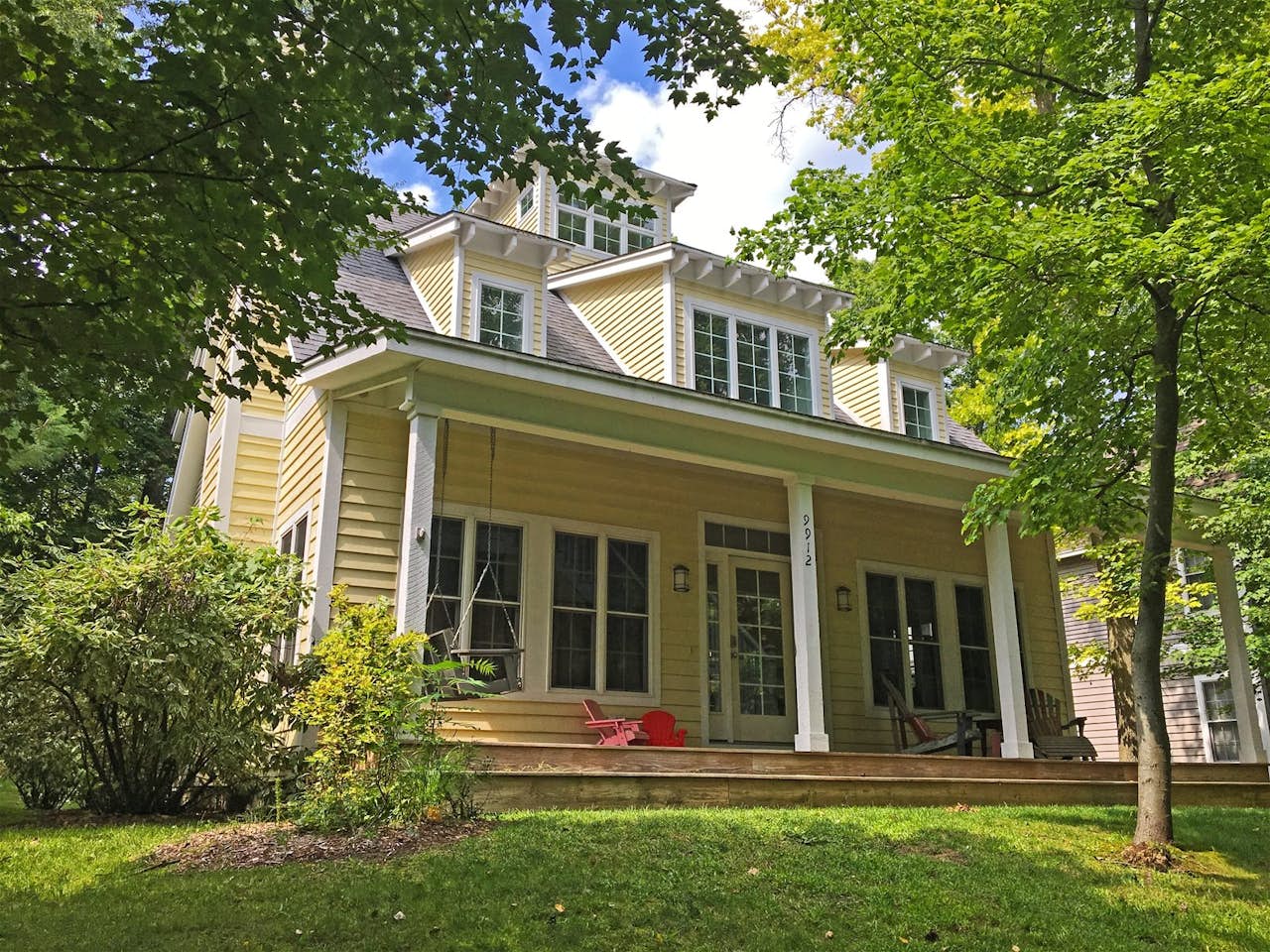 Beach Pines Lakeshore Cottage 4 BD Vacation Rental in Union Pier, MI