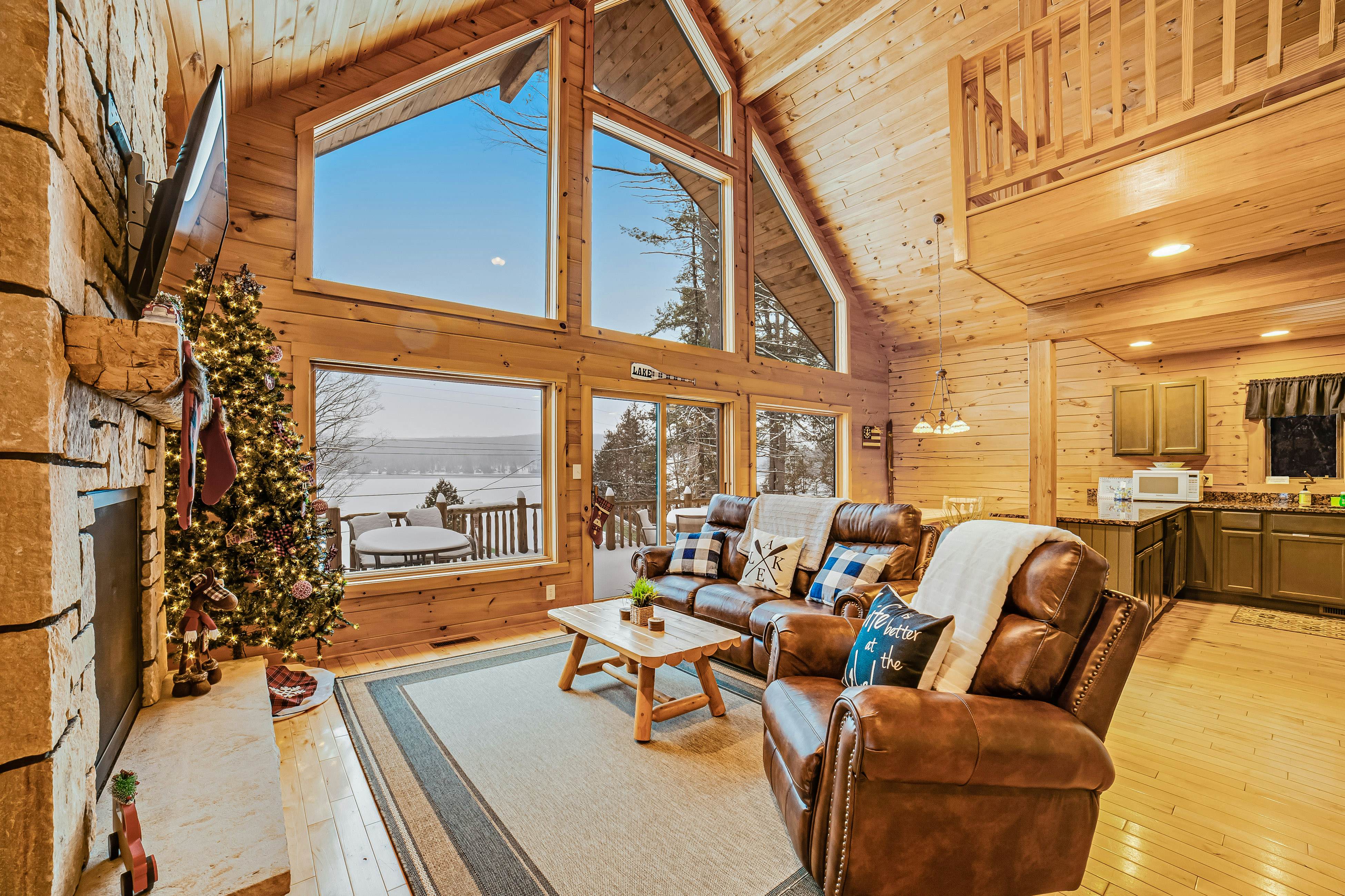 Schroon Lake Vacation Rentals, Cabins, Lake House Rentals Vacasa