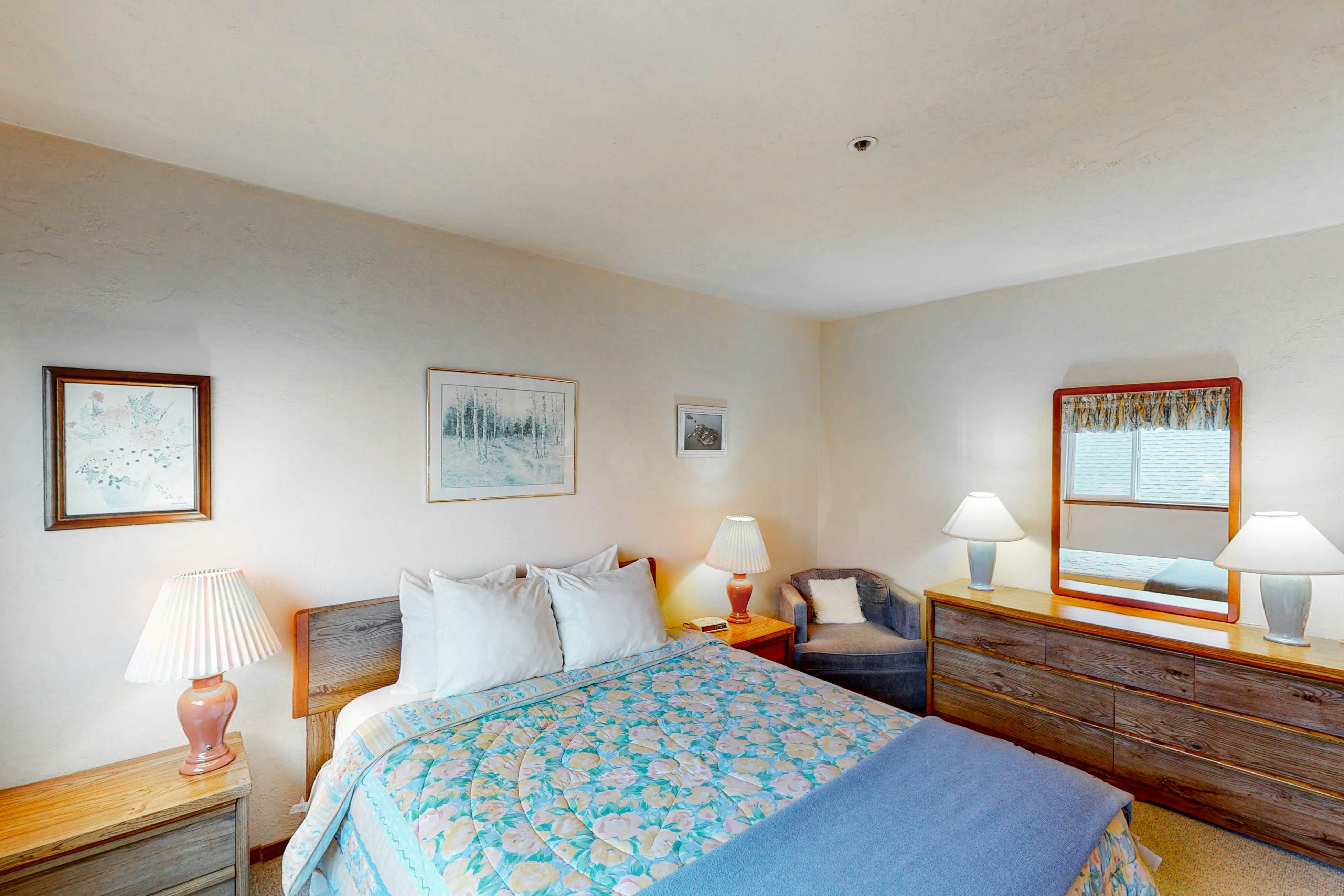 Nye Beach Lighthouse Vista