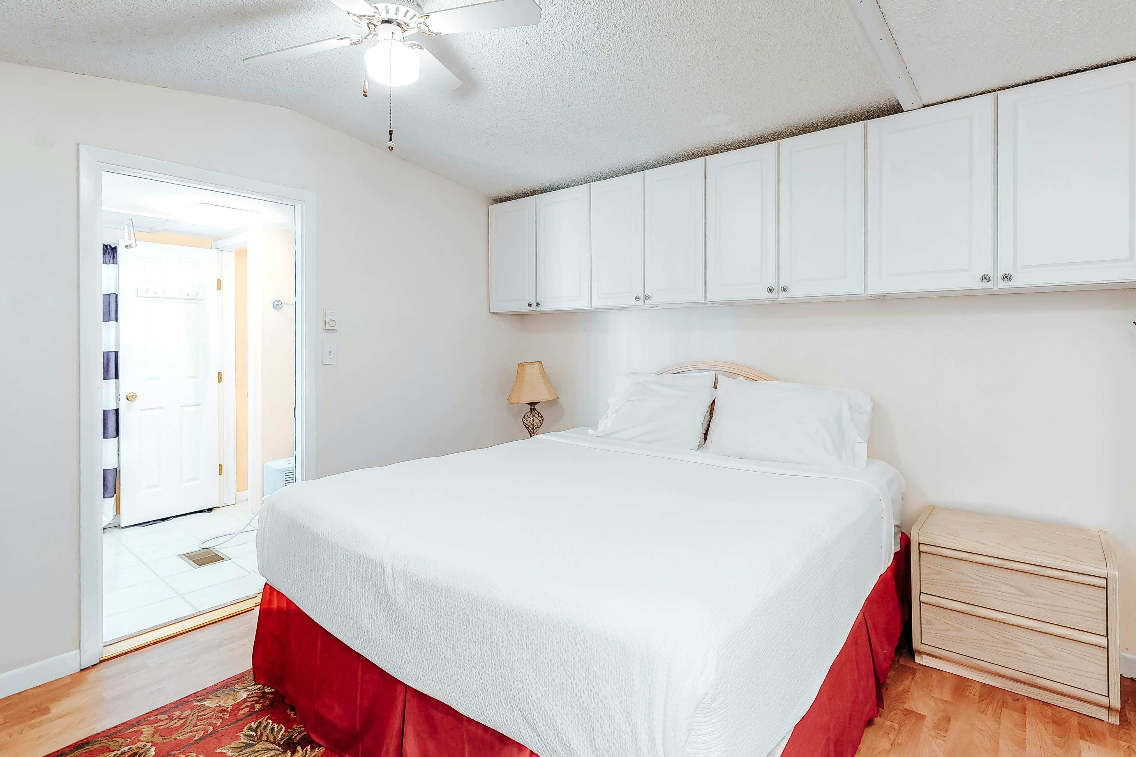 Long Island Village 638 Sand Dollar