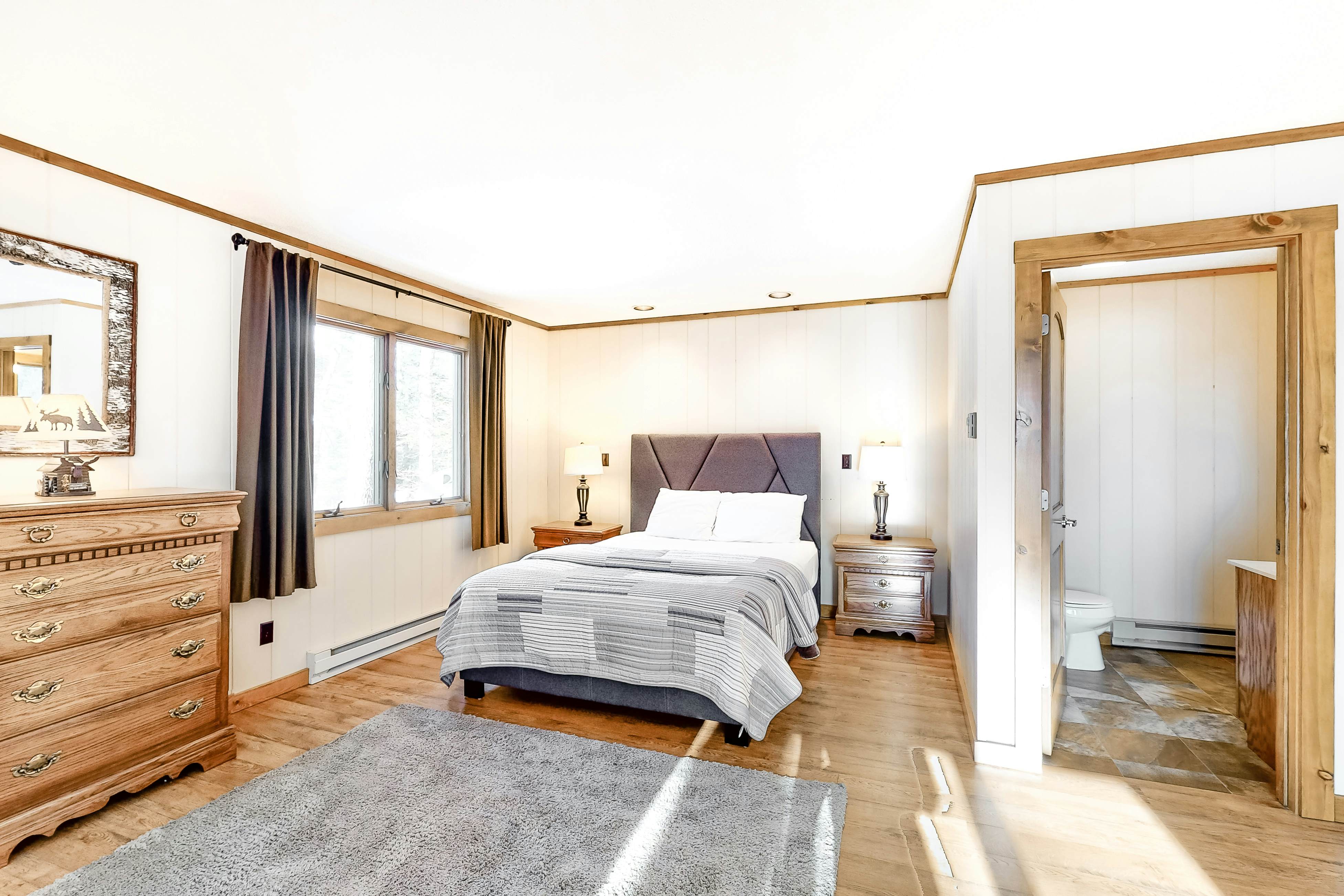 High Lake Hideaway - Main House