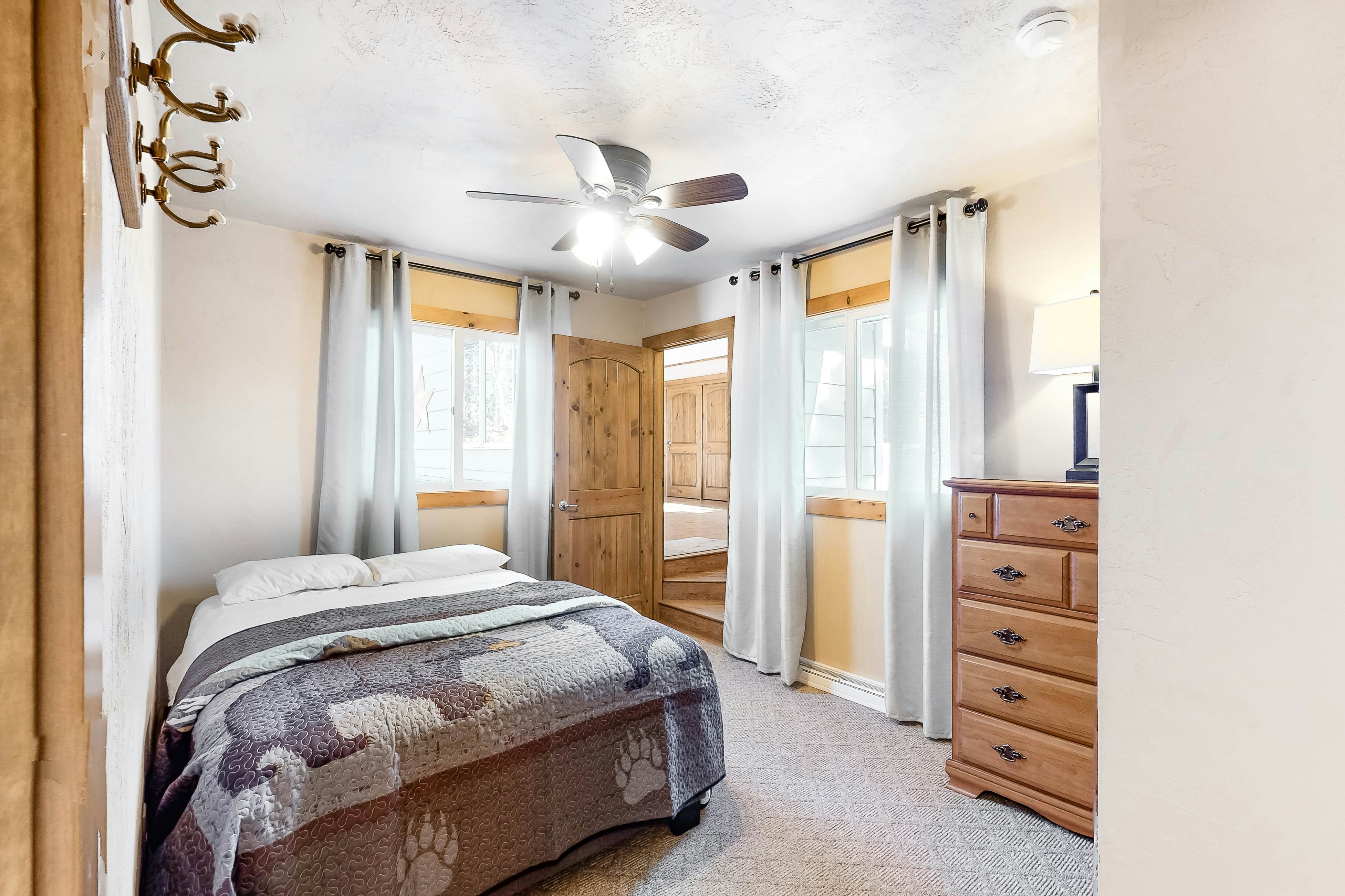 High Lake Hideaway - Main House