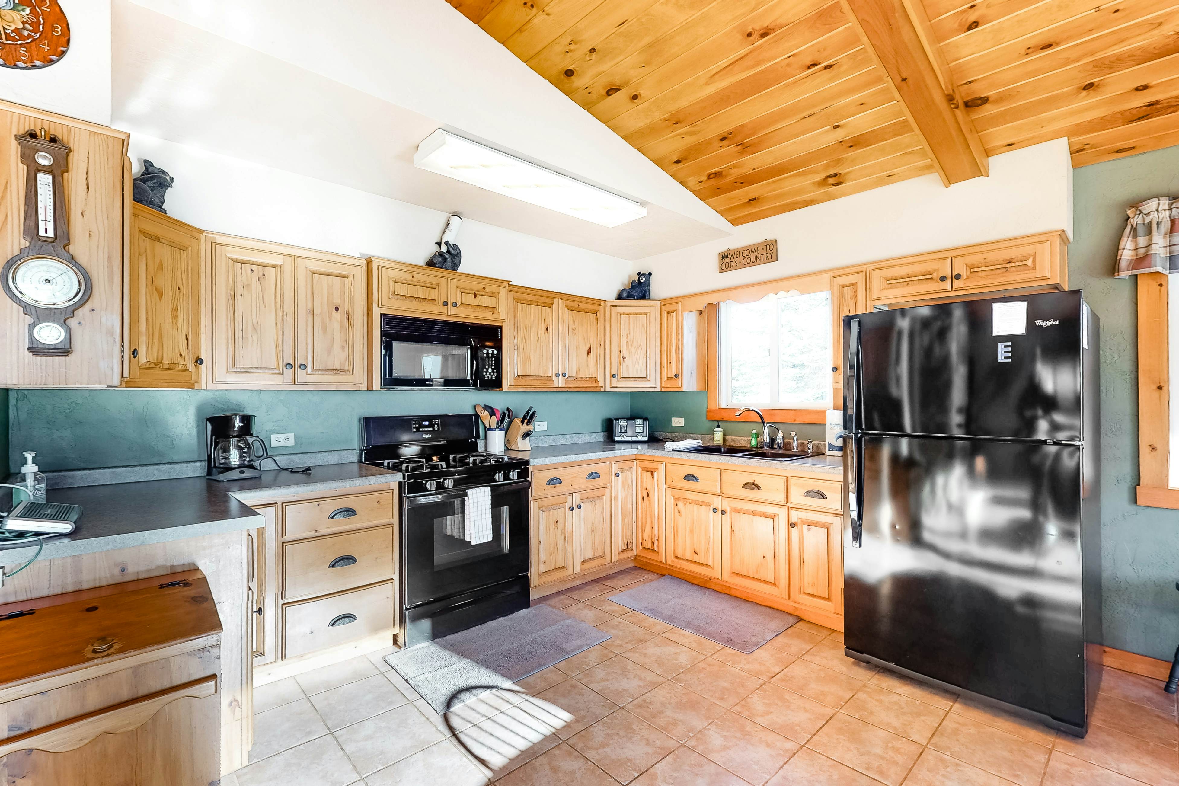 High Lake Hideaway - Main House