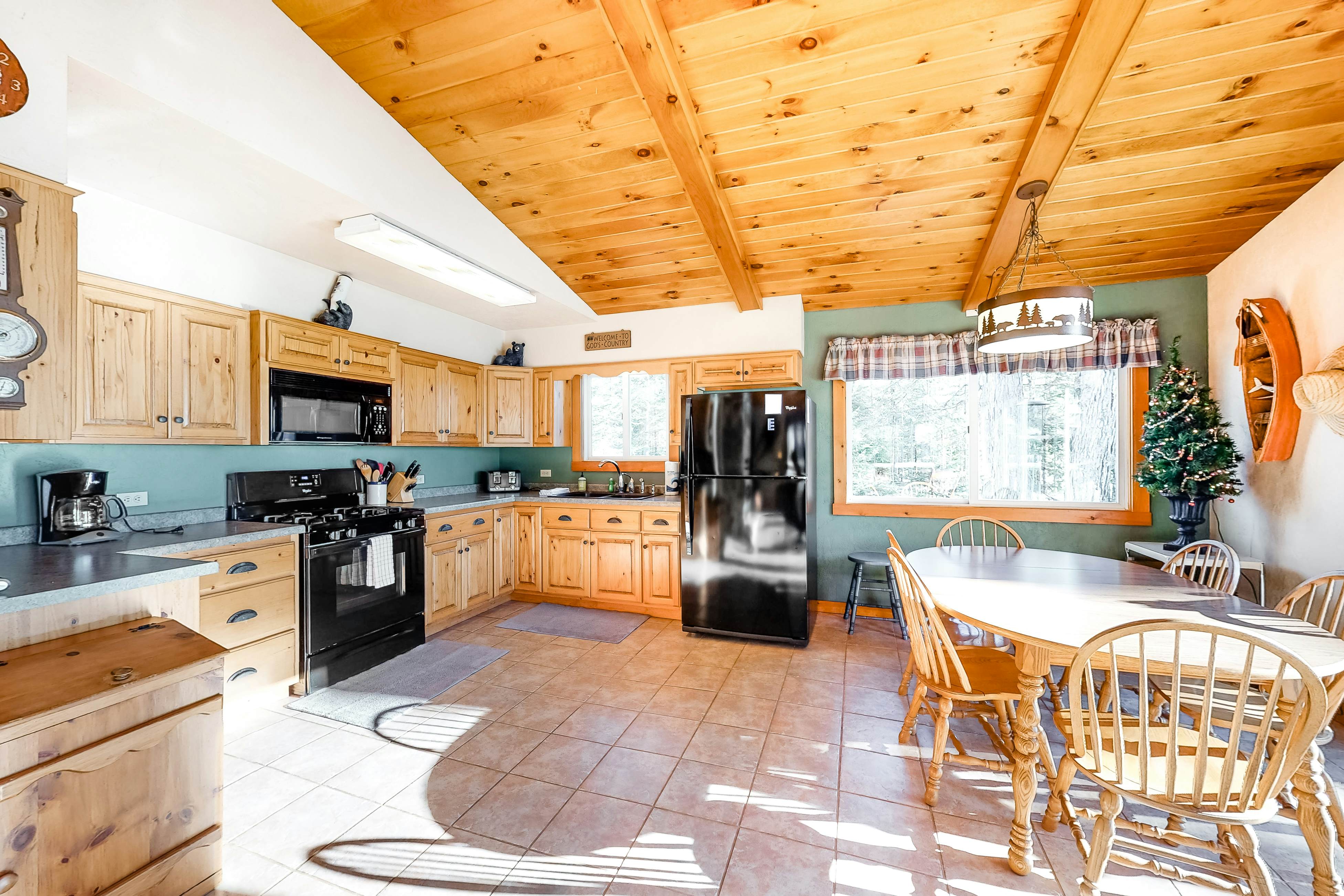 High Lake Hideaway - Main House