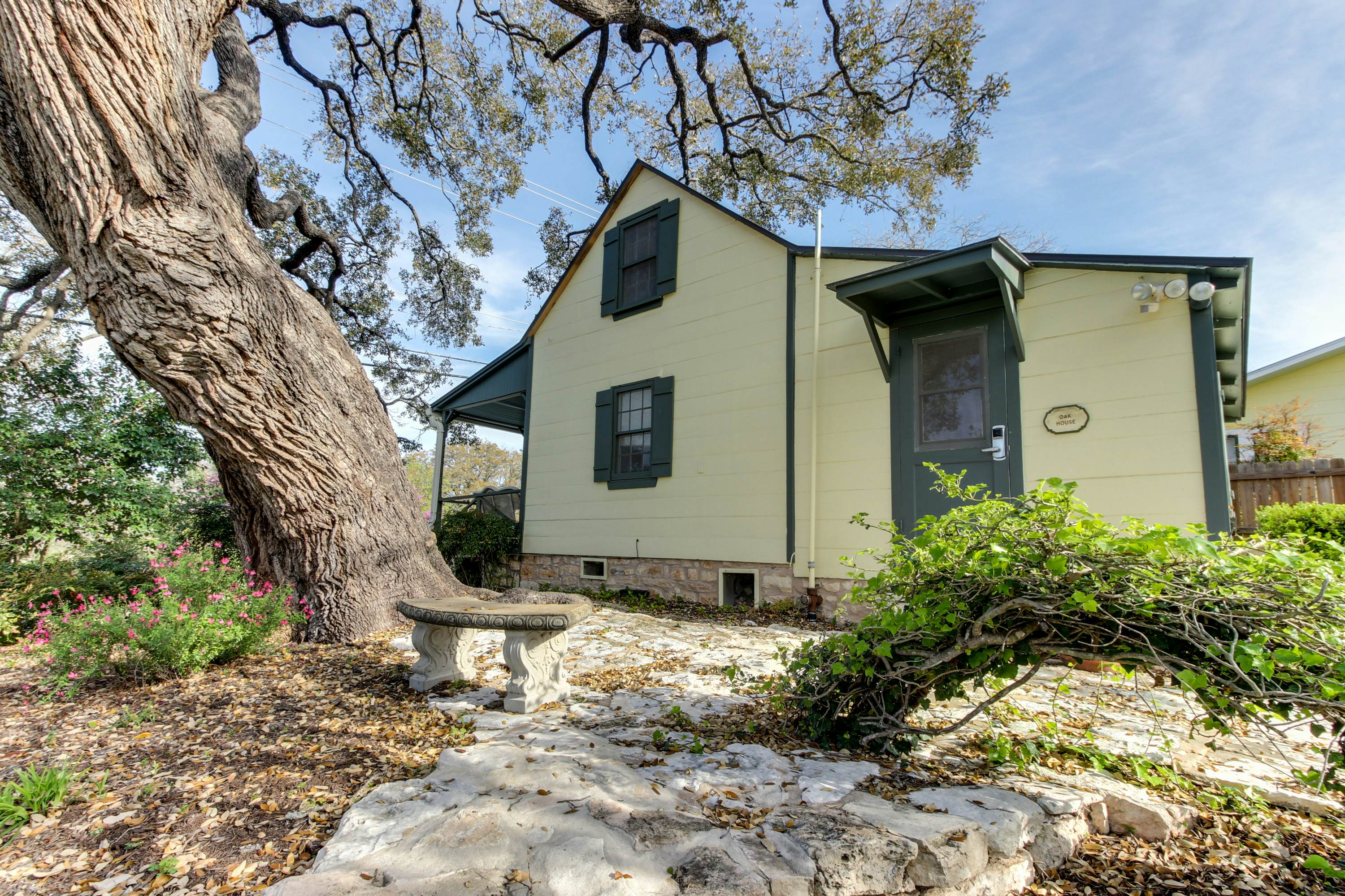 The Oak House 1 BD Fredericksburg, TX Vacation Rental Vacasa