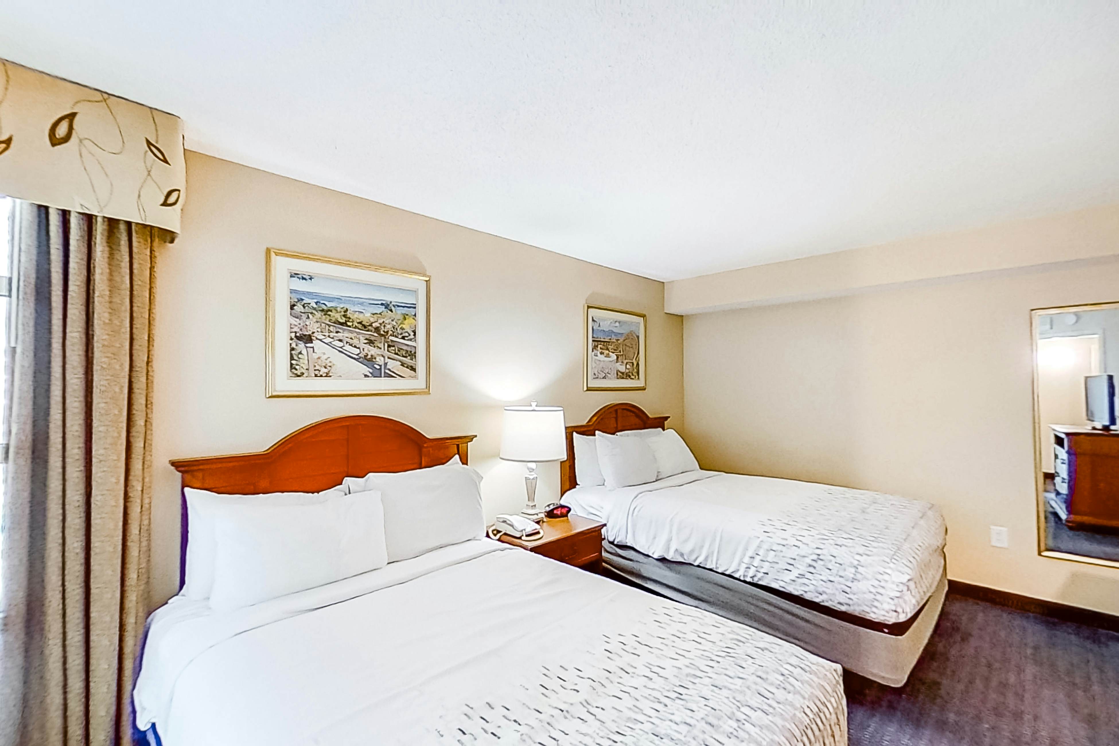 Carolinian Beach Resort 0430