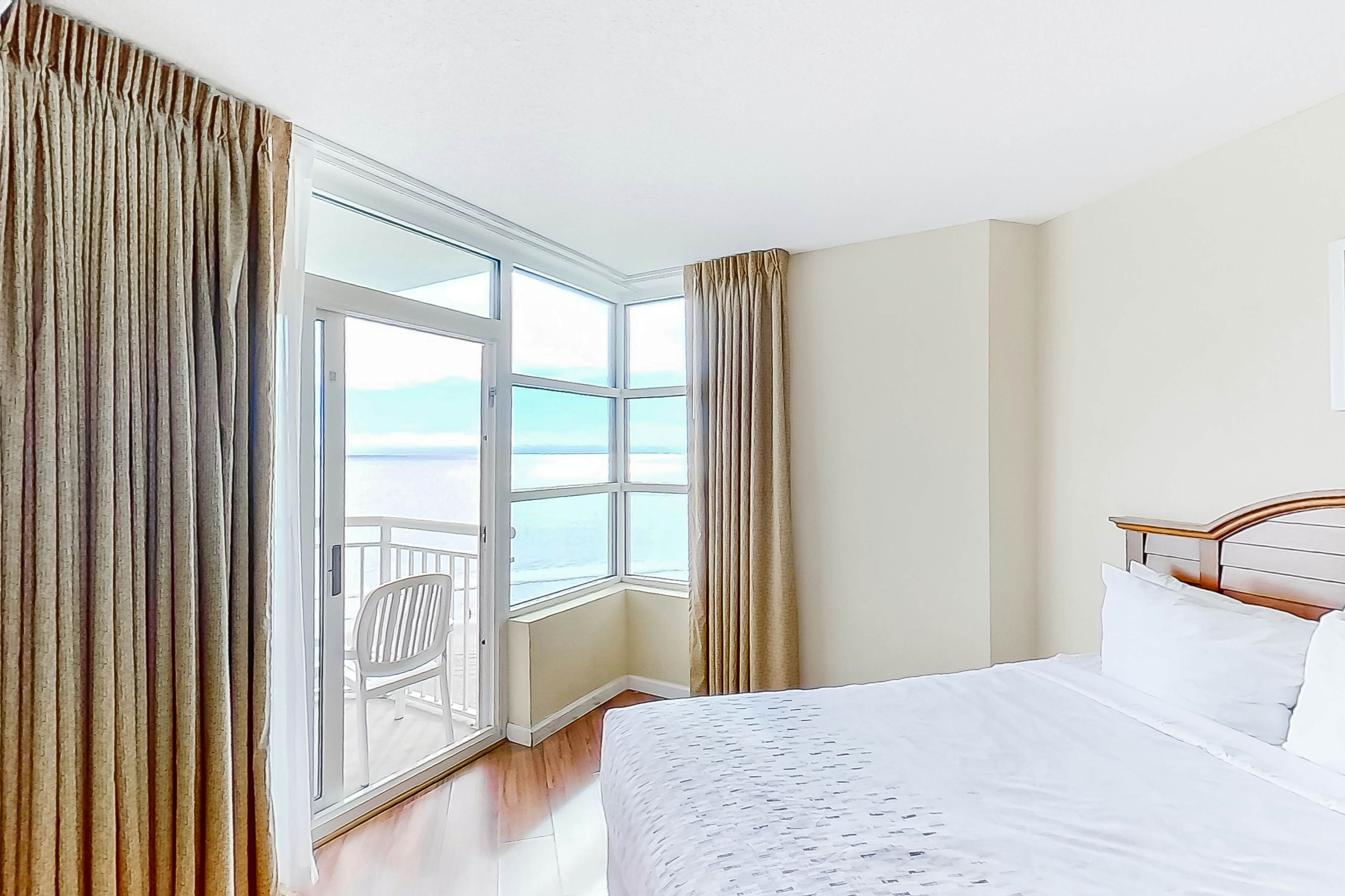 Carolinian Beach Resort 0832