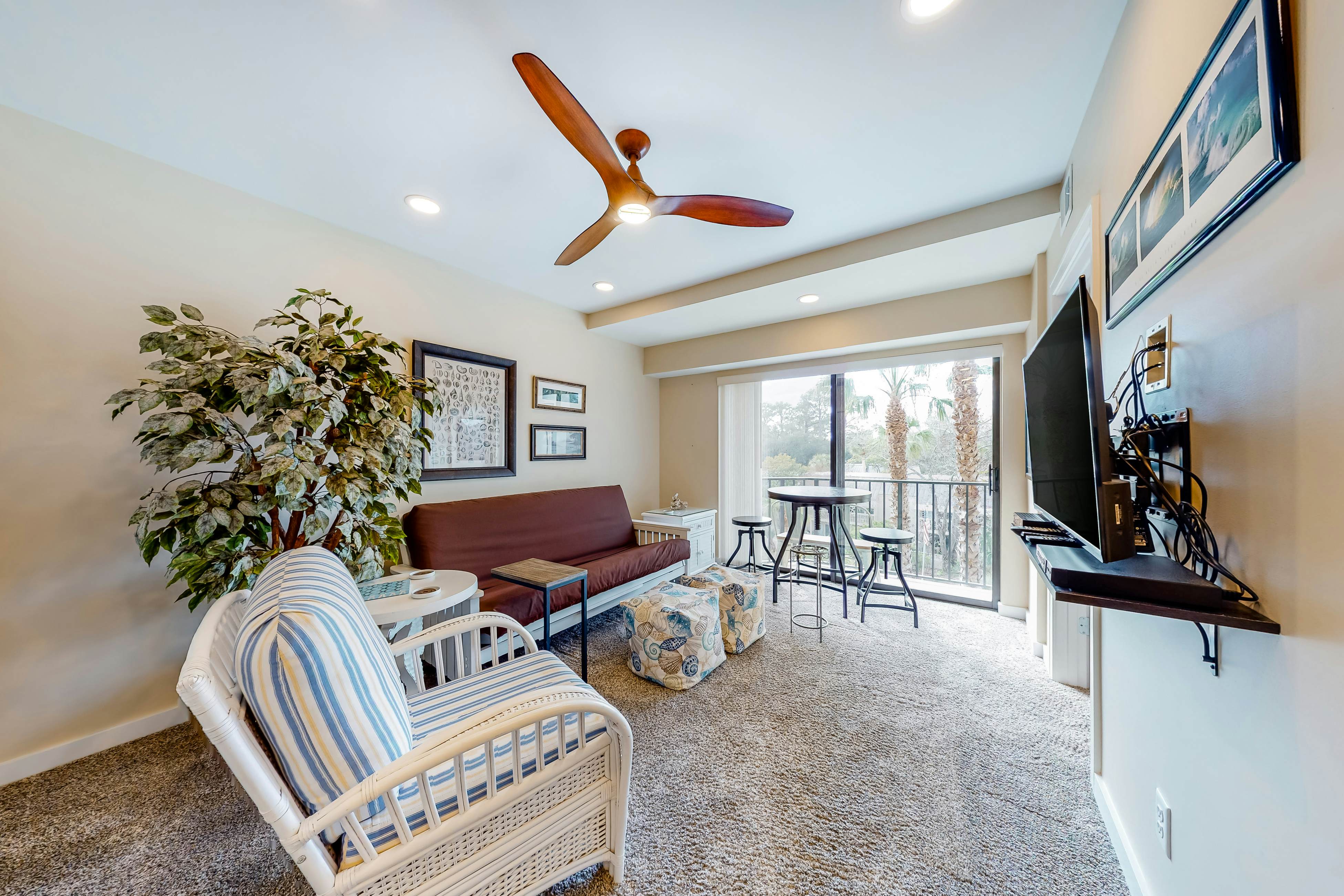 Forest Beach Villa Rentals Hilton Head, SC Vacasa