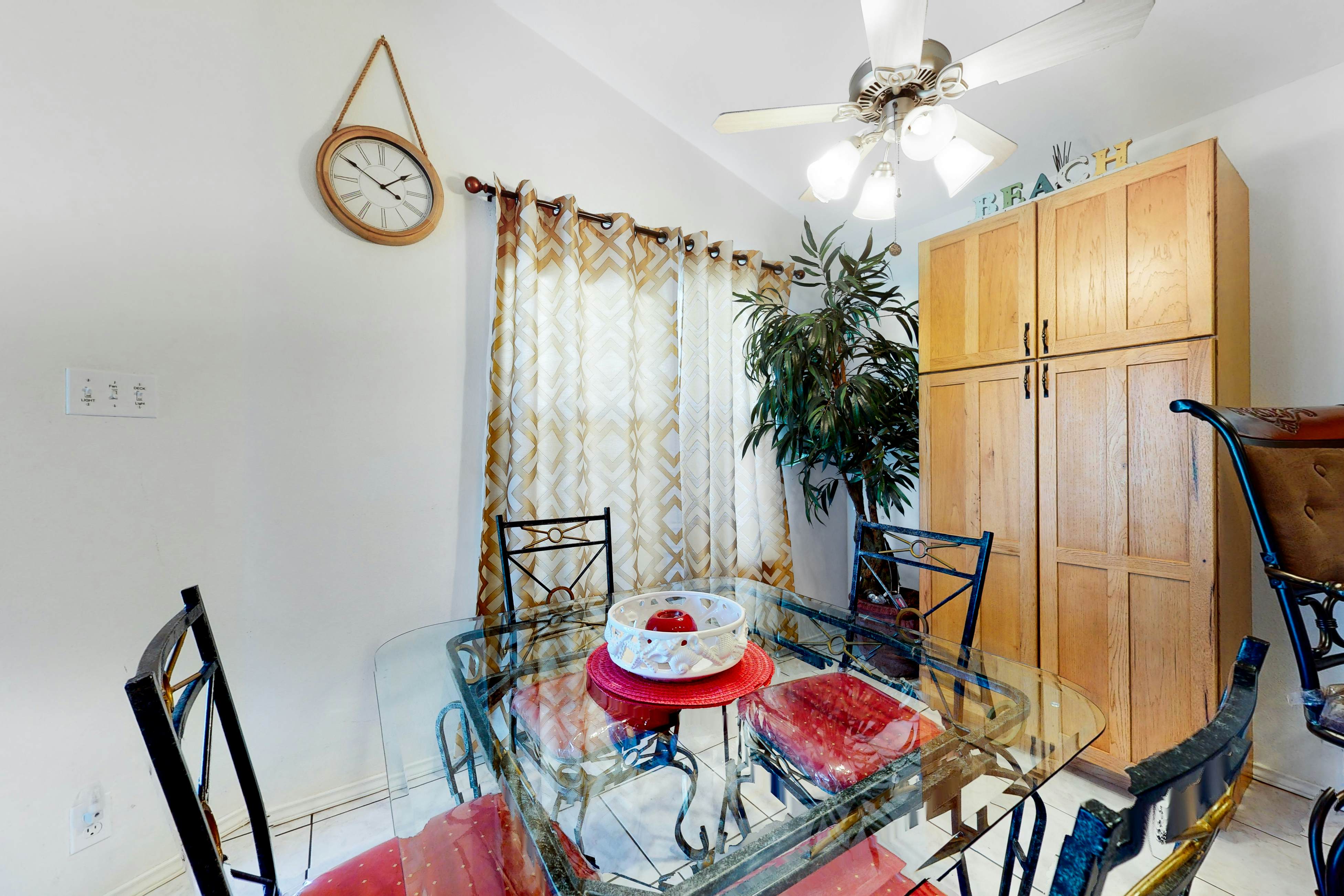 Long Island Village 831 Oyster