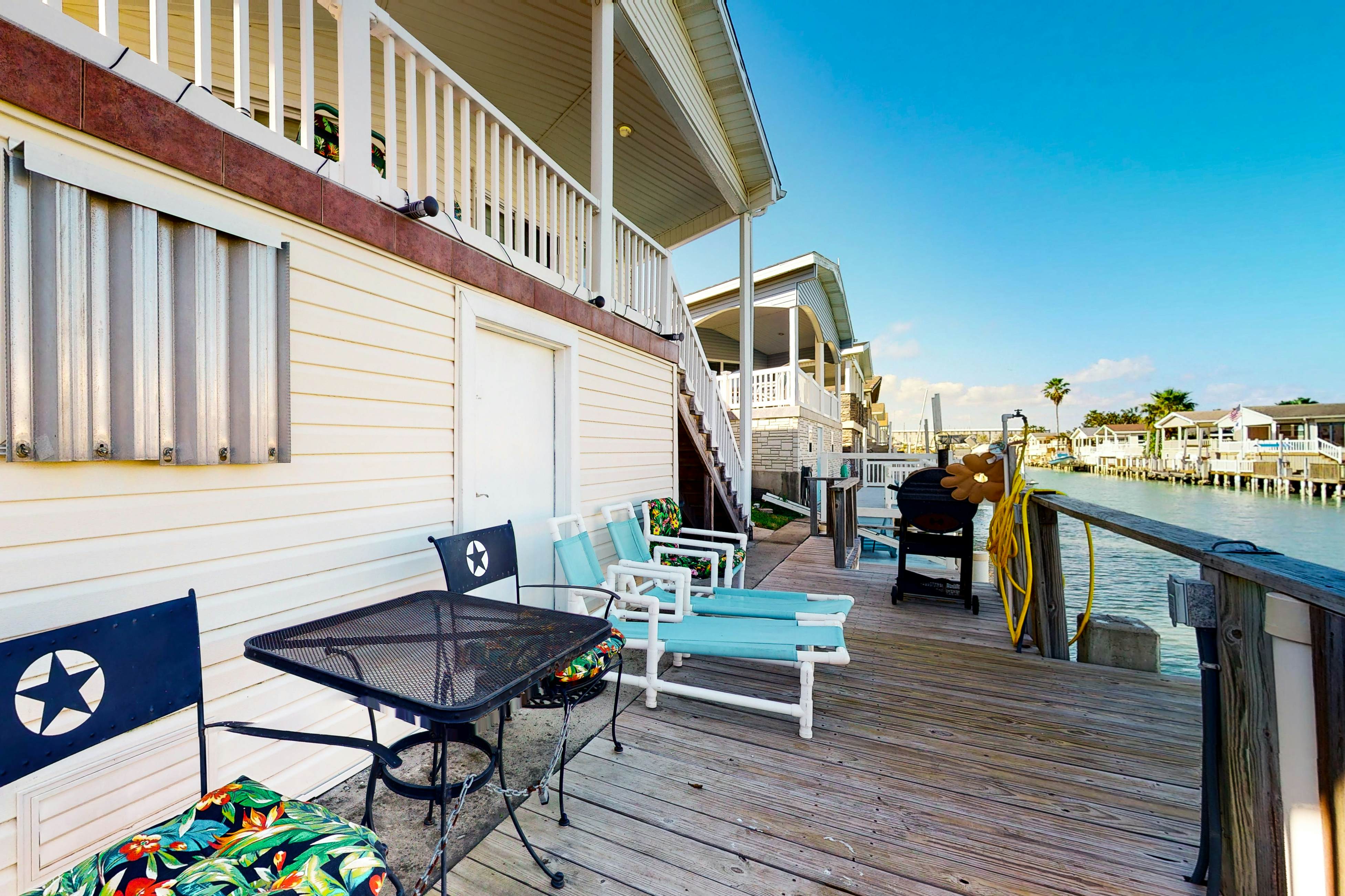 Long Island Village 831 Oyster