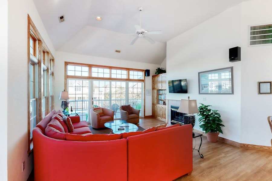 Palm Pines PI36 5 BD Corolla, NC Vacation Rental Vacasa