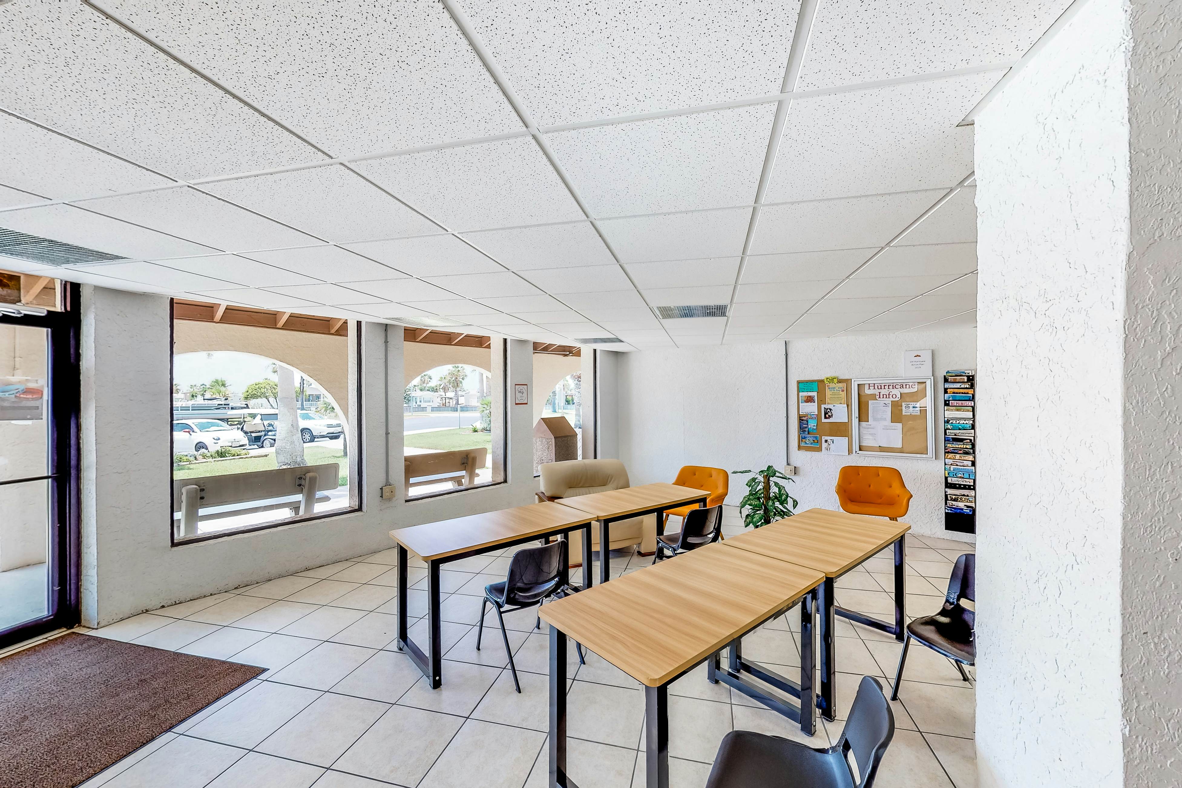 Long Island Village 638 Sand Dollar