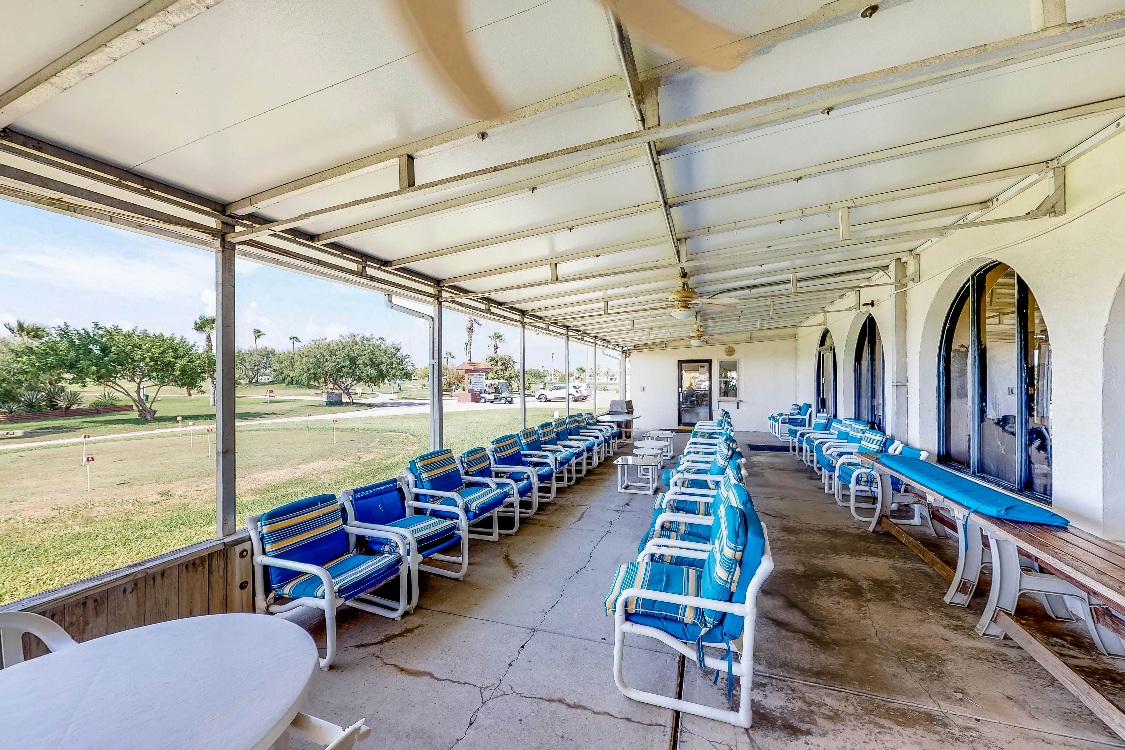 Long Island Village 638 Sand Dollar