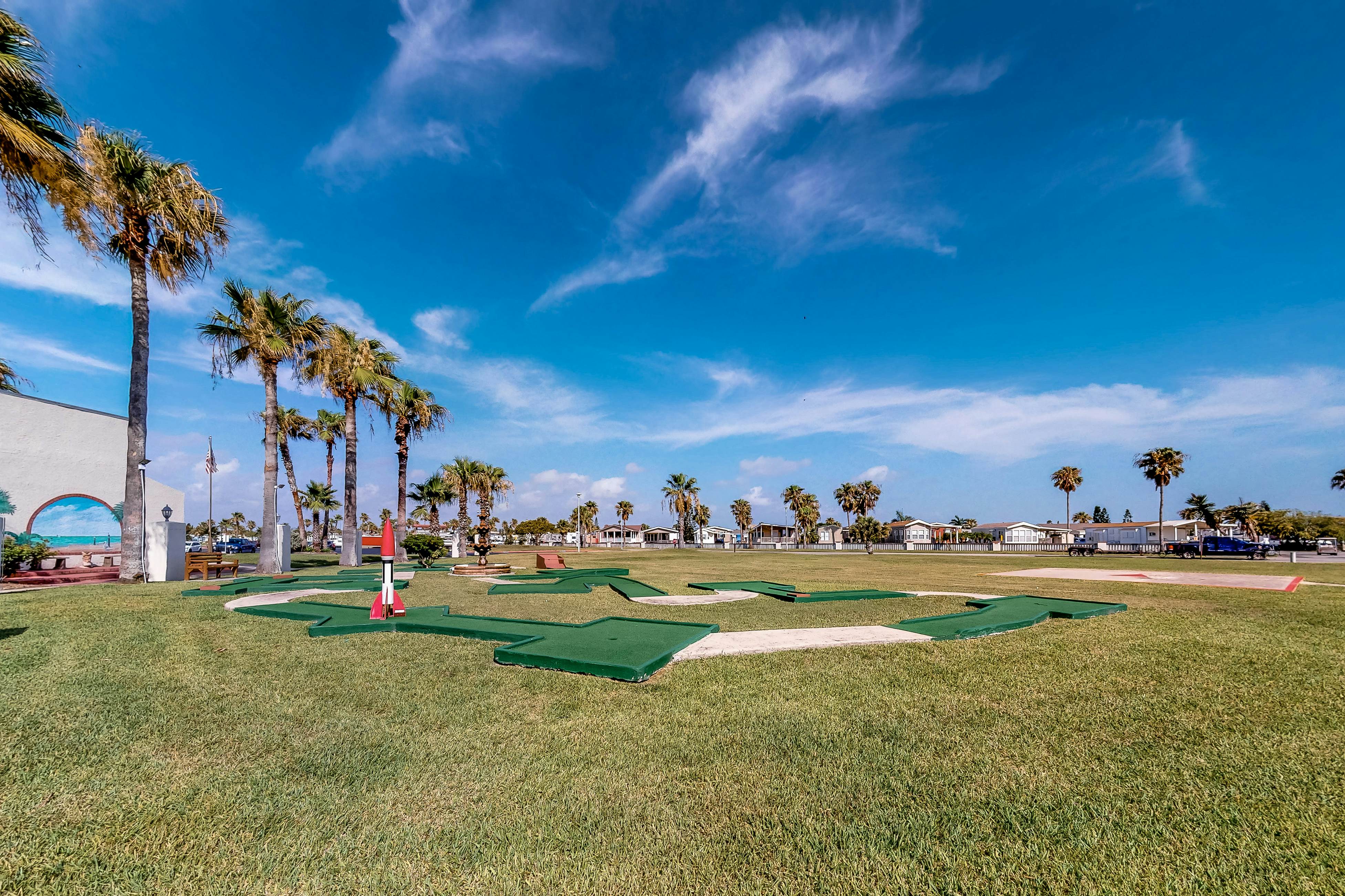 Long Island Village 638 Sand Dollar