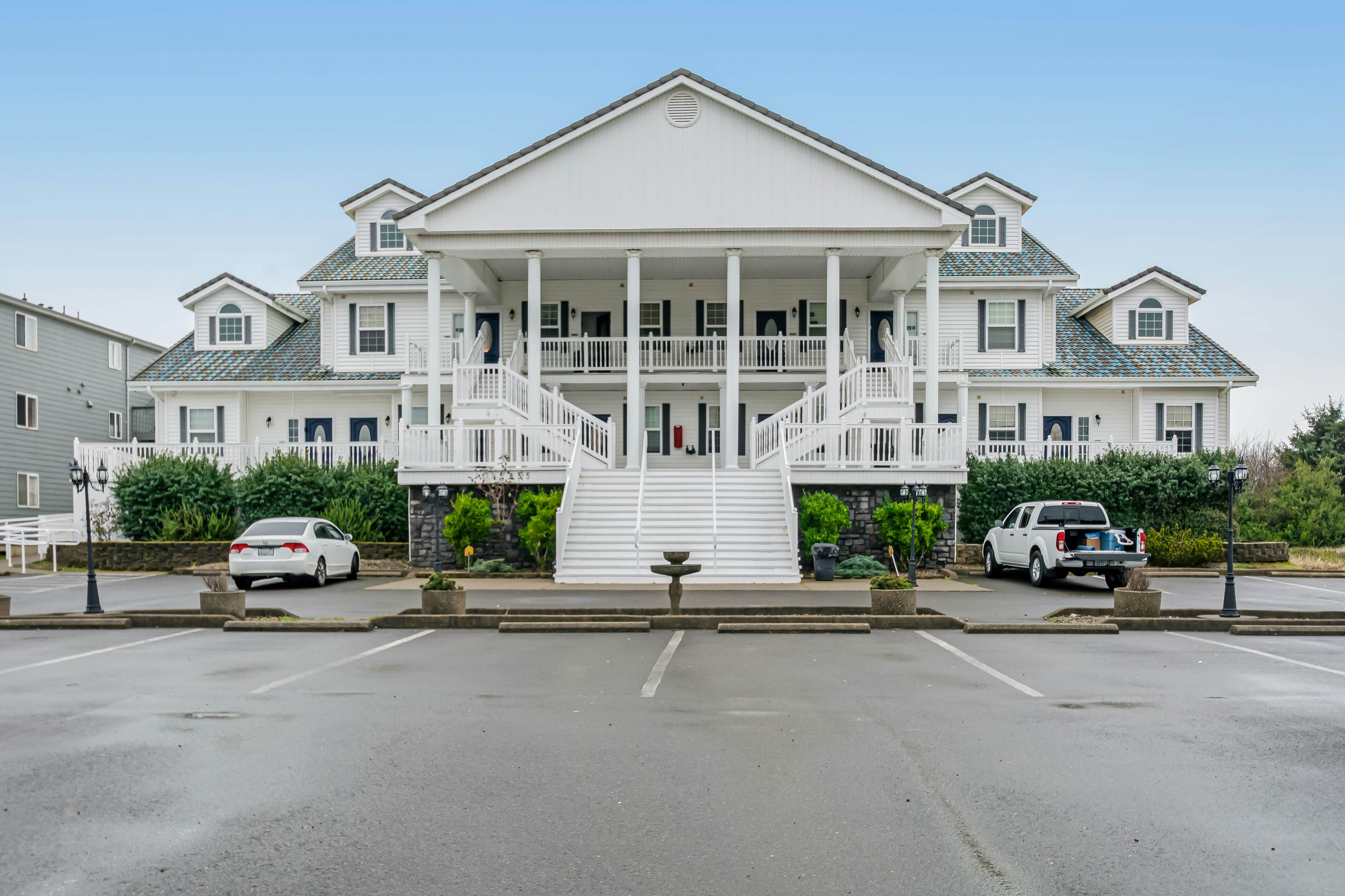 The Charleston at the Judith Ann Inn 