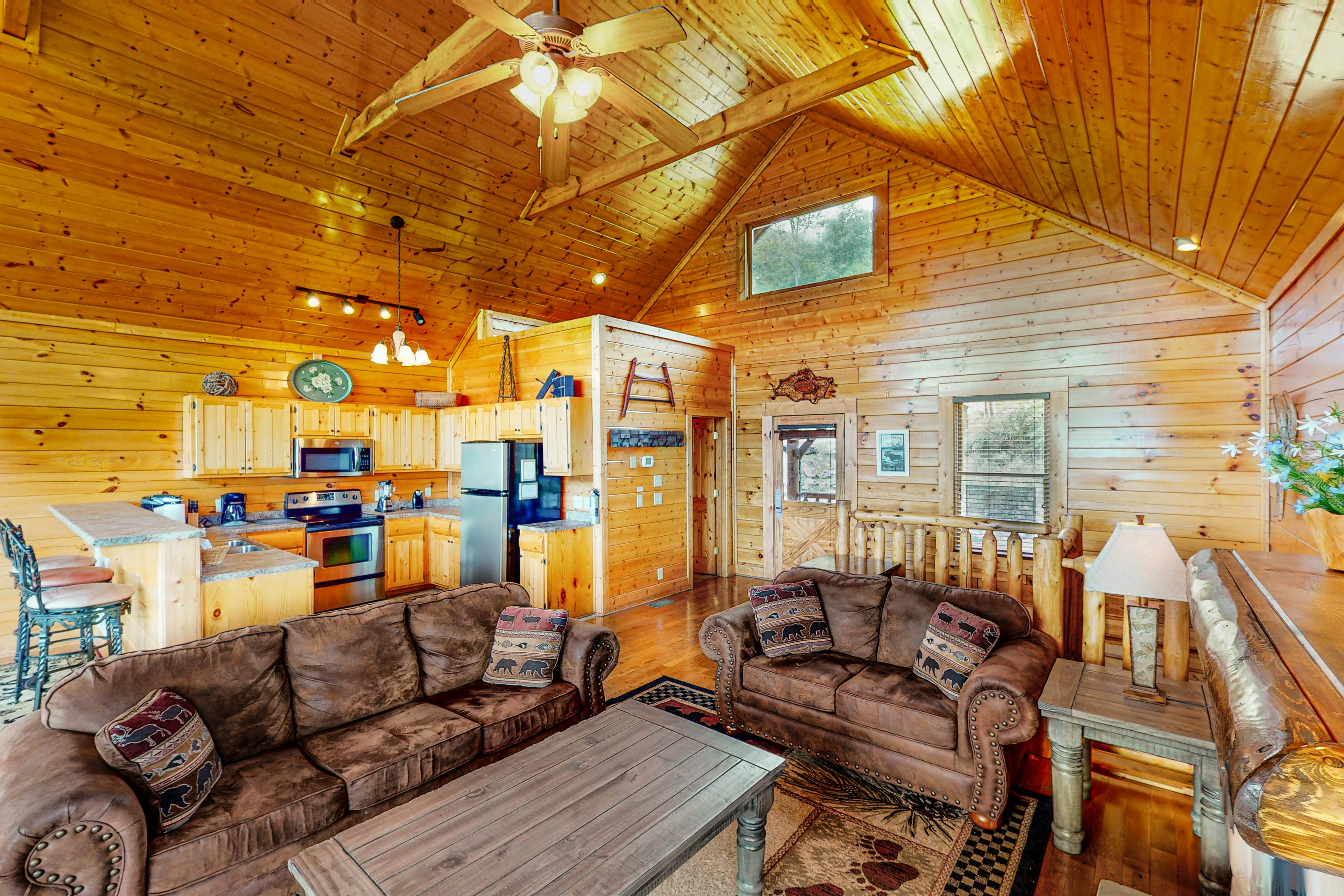 Legacy Mountain Resort Cabin Rentals | Professionally Cleaned | Vacasa