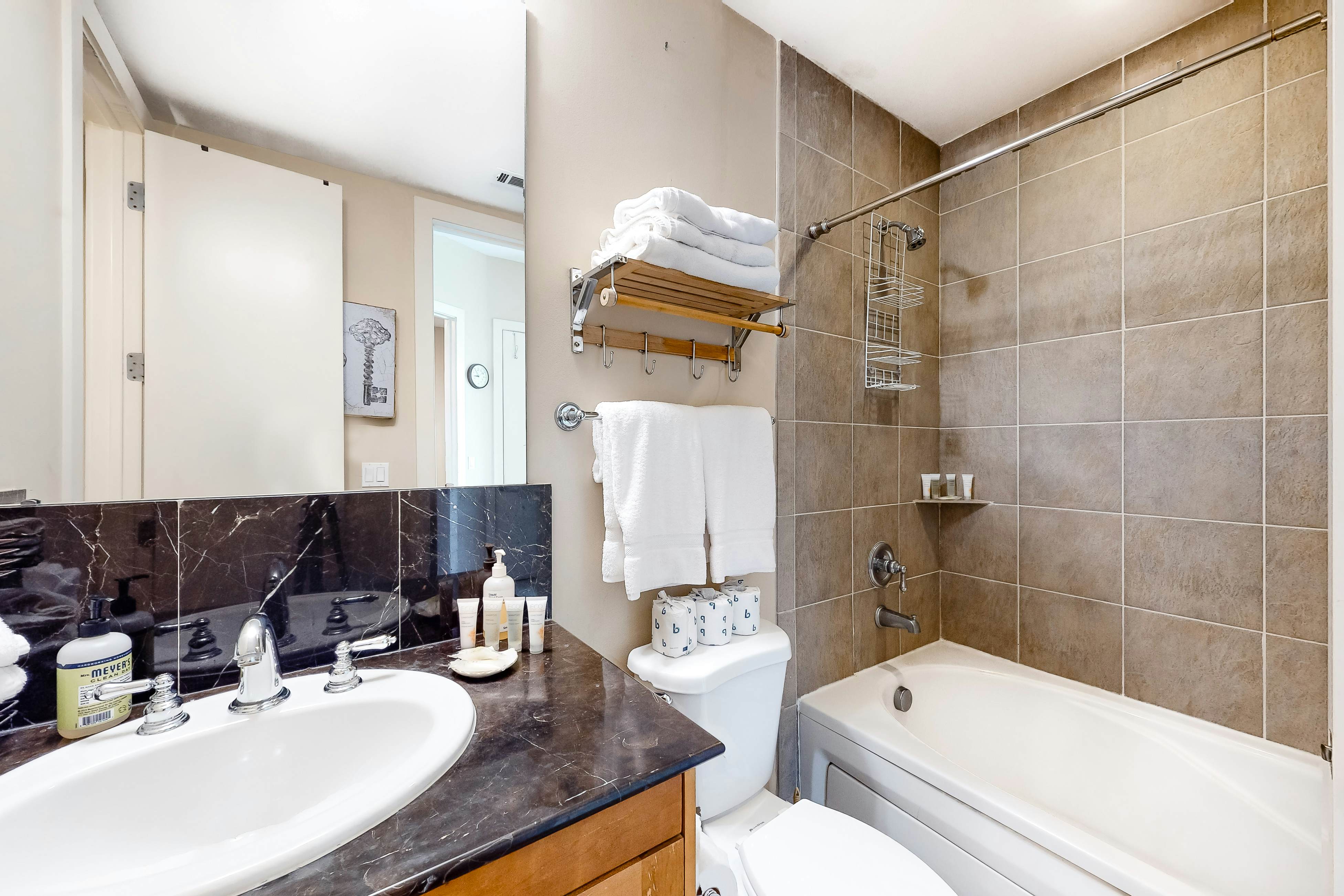 Emerald by the Sea #806