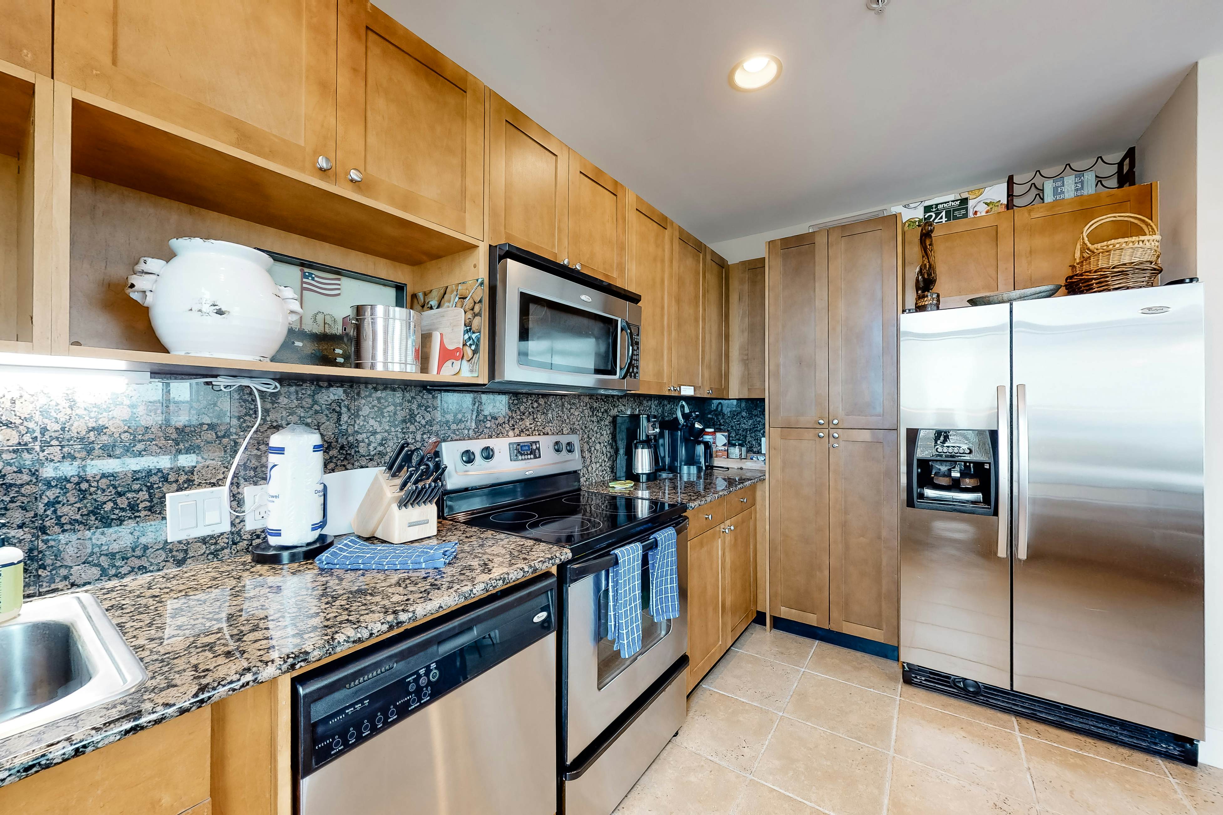 Emerald by the Sea #806