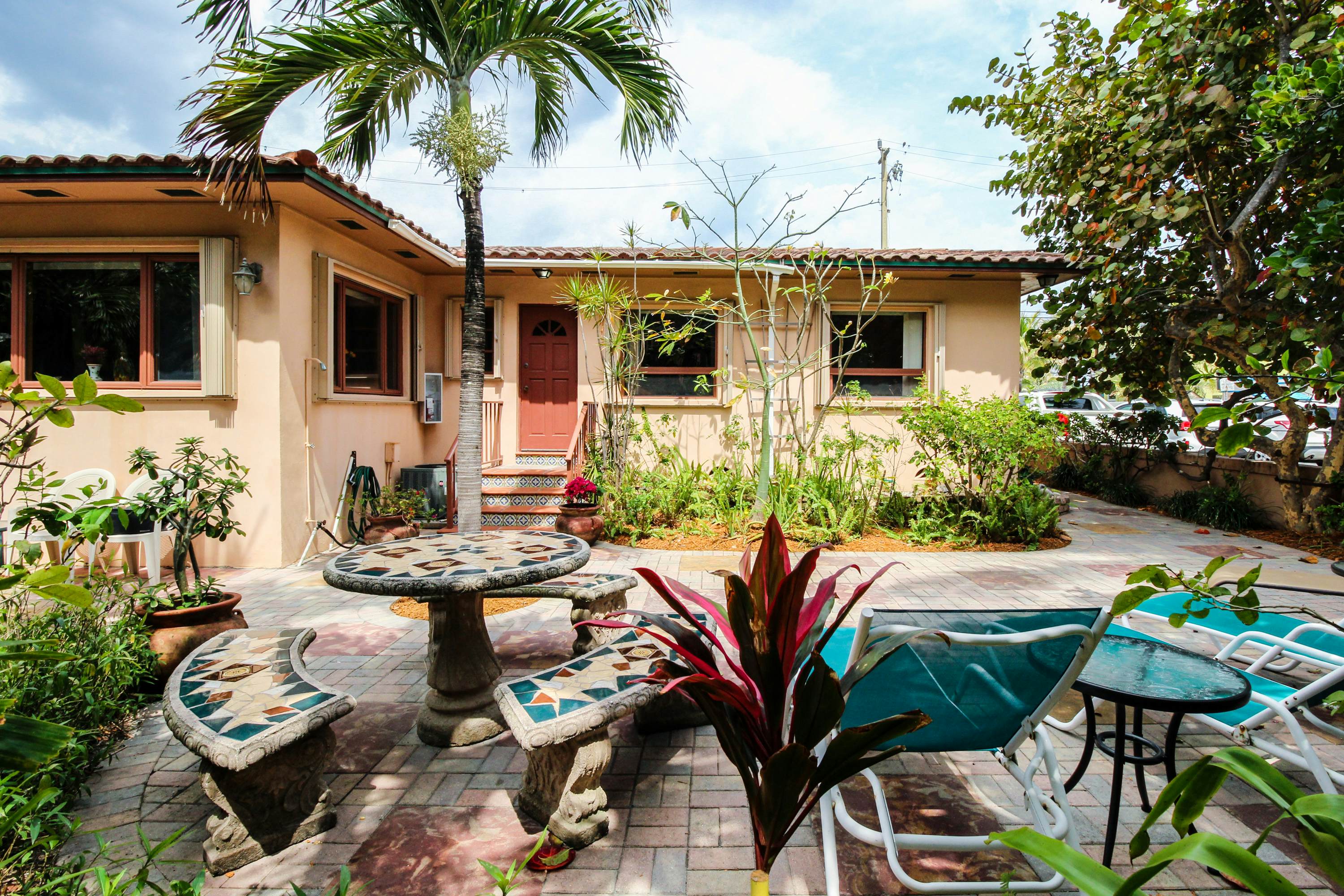 Bella Vista Garden Studio 0 BD Hollywood, FL Vacation Rental Vacasa