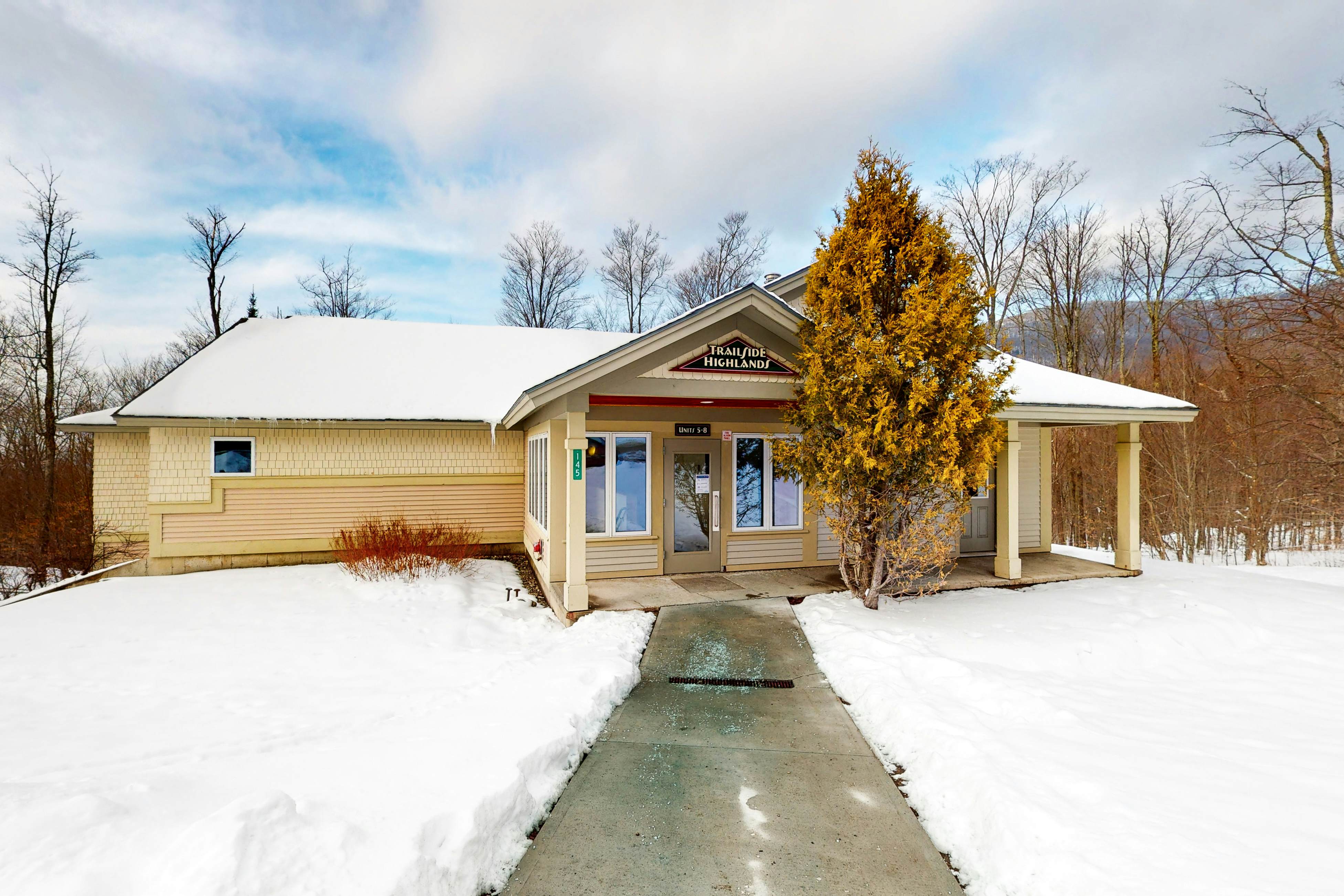 Trailside Highlands #8