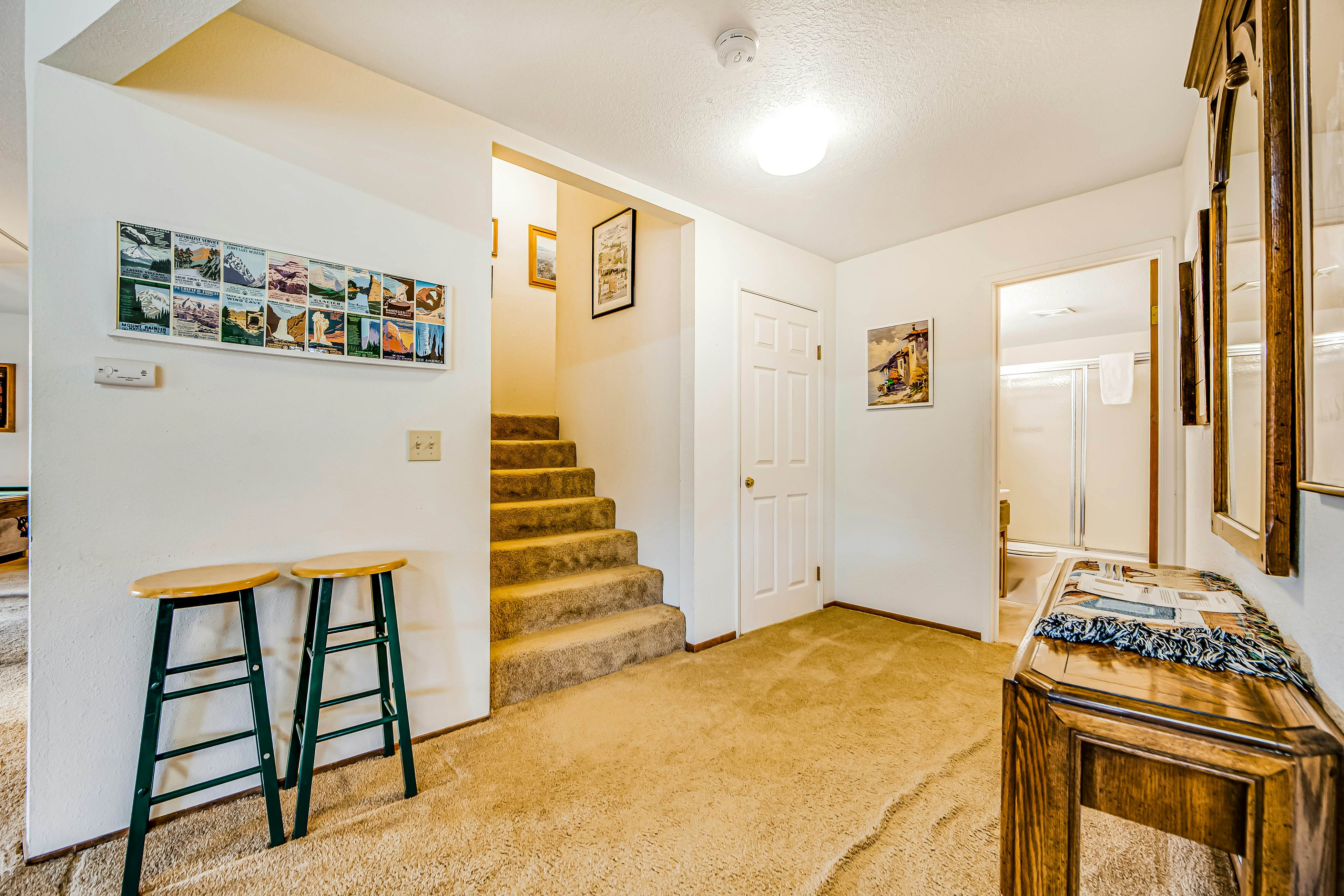 Rustic Lakefront Retreat