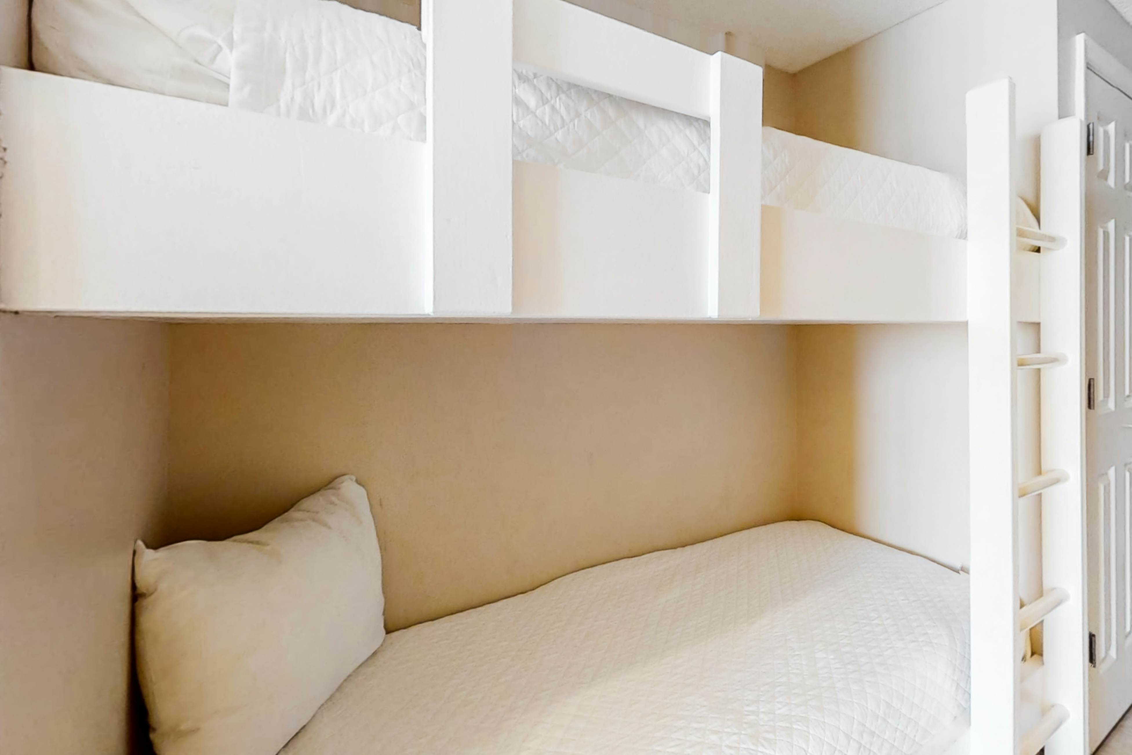 Seychelles Beach Resort 0504